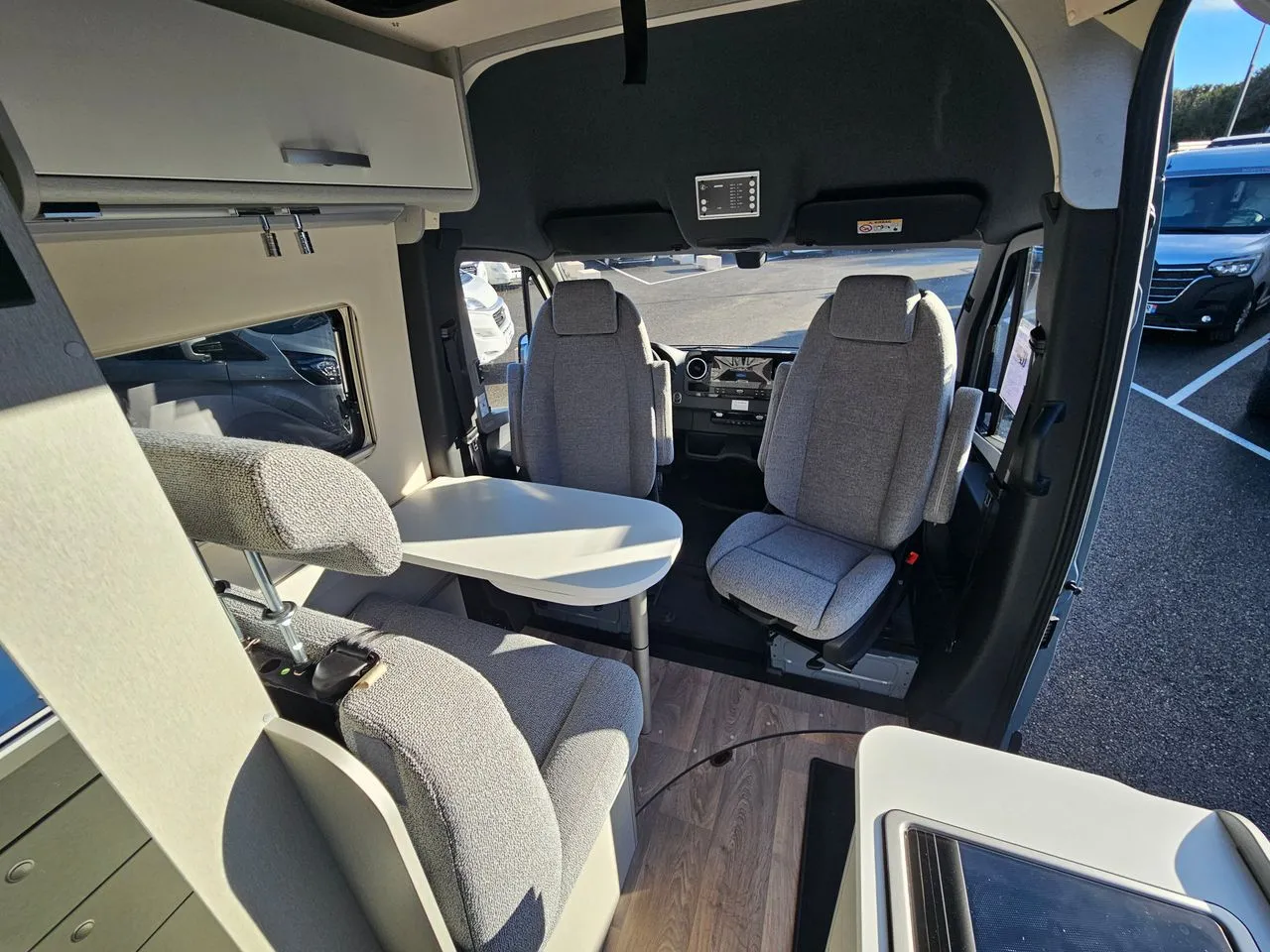 Fourgon aménagé - Hymer Camper Vans - Free 600 S - 2024