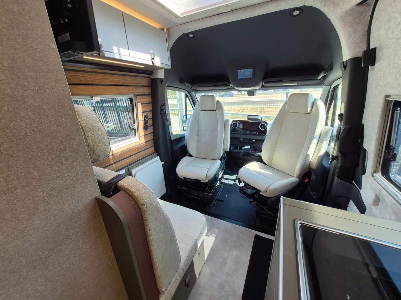 Fourgon aménagé - Hymer Camper Vans - Grand Canyon S Xperience - 2025