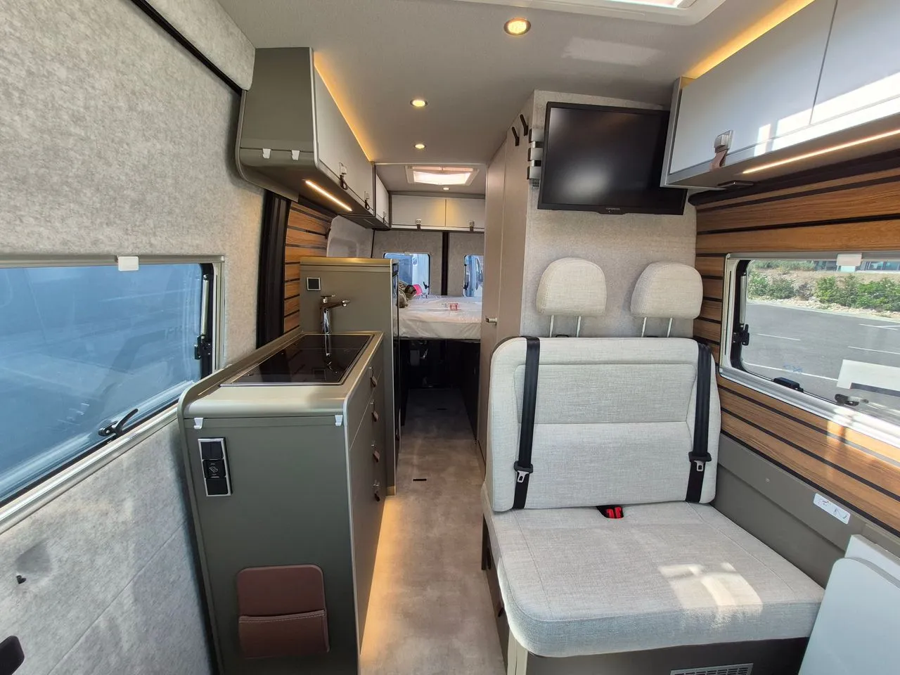 Fourgon aménagé - Hymer Camper Vans - Grand Canyon S Xperience - 2025