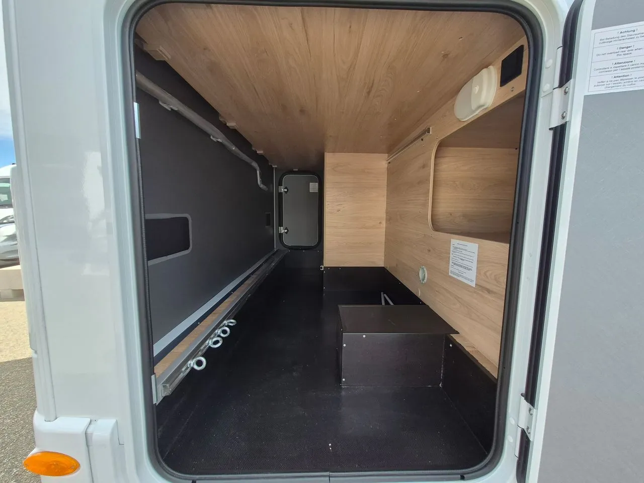 Camping-car - Dethleffs - Globebus Camp T1 - 2026