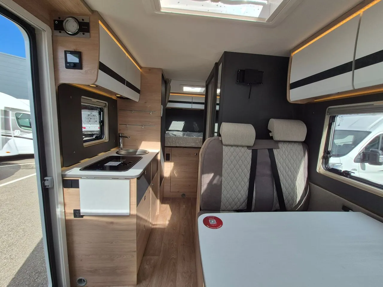 Camping-car - Dethleffs - Globebus Camp T1 - 2026