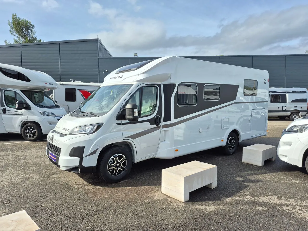 Camping-car - Sunlight - T 69 LC Adventure - 2026