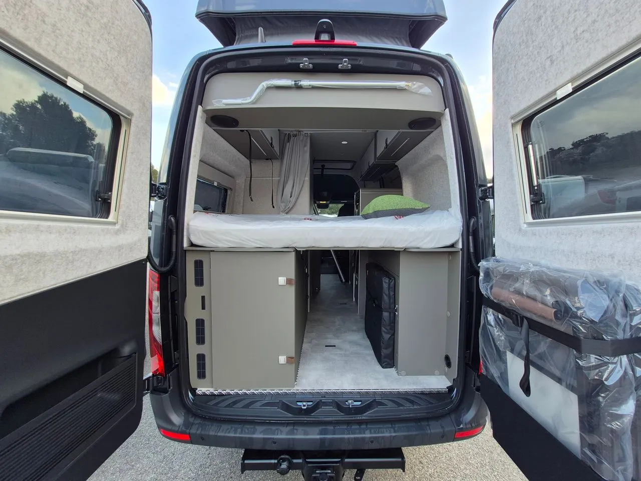 Fourgon aménagé - Hymer Camper Vans - Grand Canyon S 600 Crossover - 2026