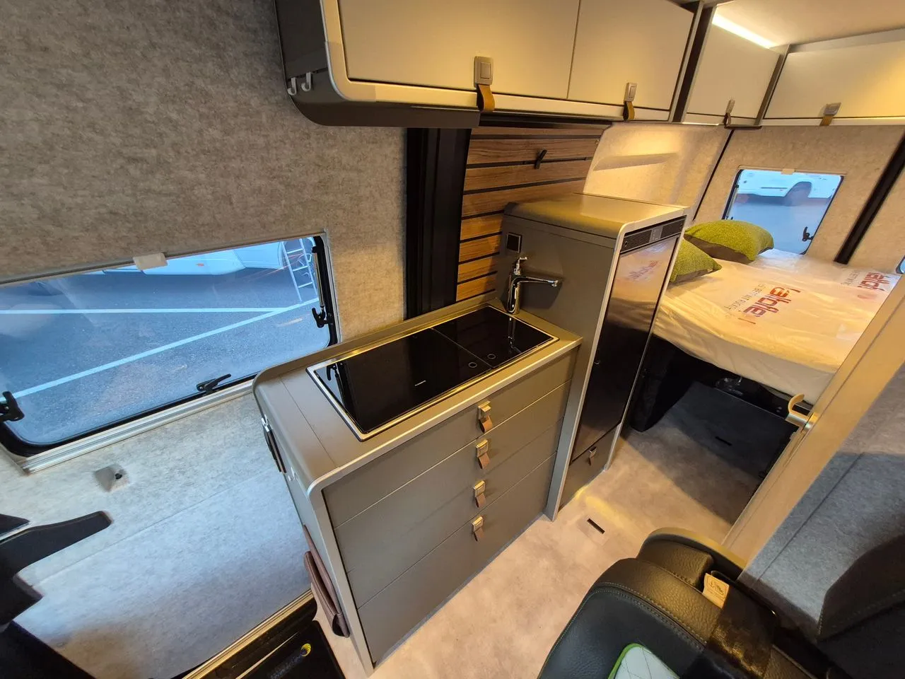 Fourgon aménagé - Hymer Camper Vans - Grand Canyon S 600 Crossover - 2026