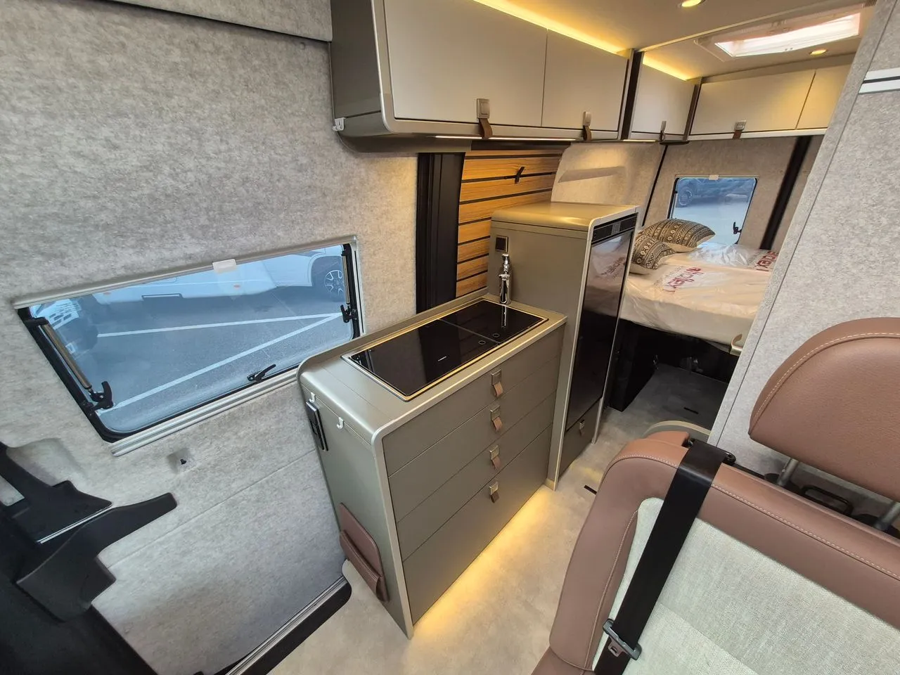 Fourgon aménagé - Hymer Camper Vans - Grand Canyon S 600 - 2026