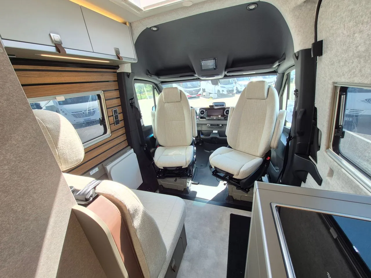 Fourgon aménagé - Hymer Camper Vans - Grand Canyon S 600 - 2026