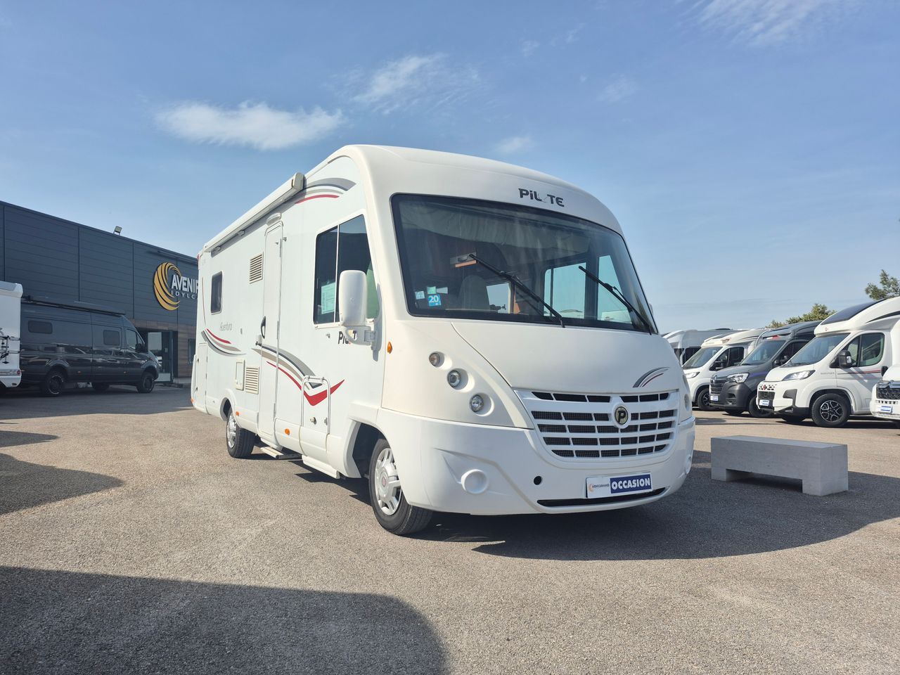 Camping-car PILOTE P 740 Aventura