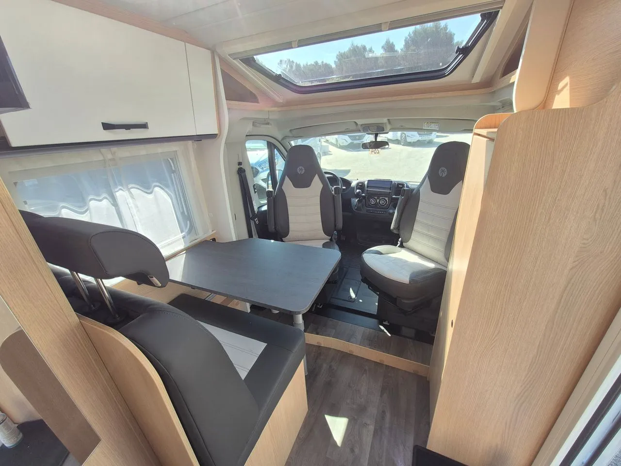 Camping-car - Sunlight - V 60 Adventure - 2026