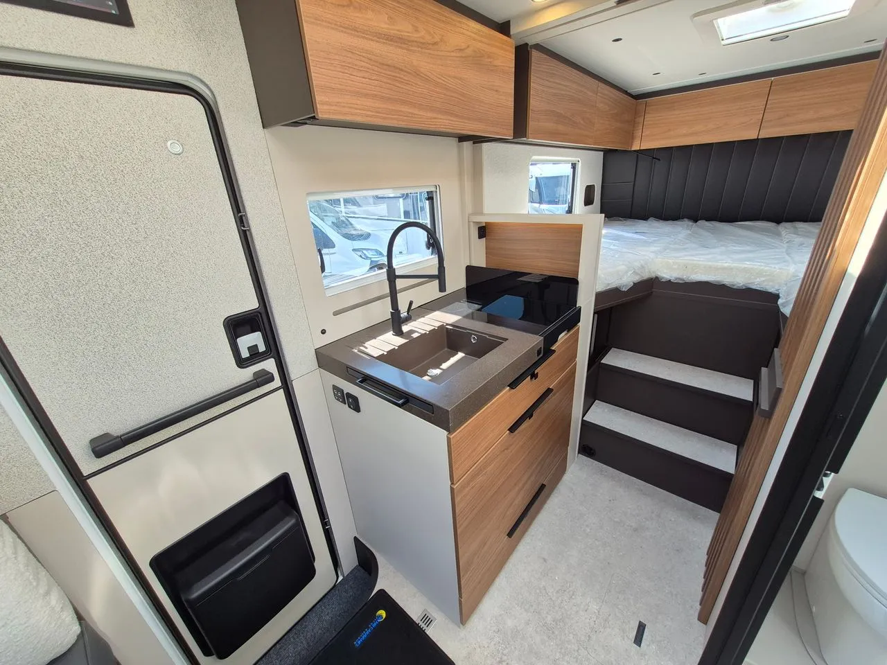 Camping-car - Burstner - Signature SFT 7.0 - 2026