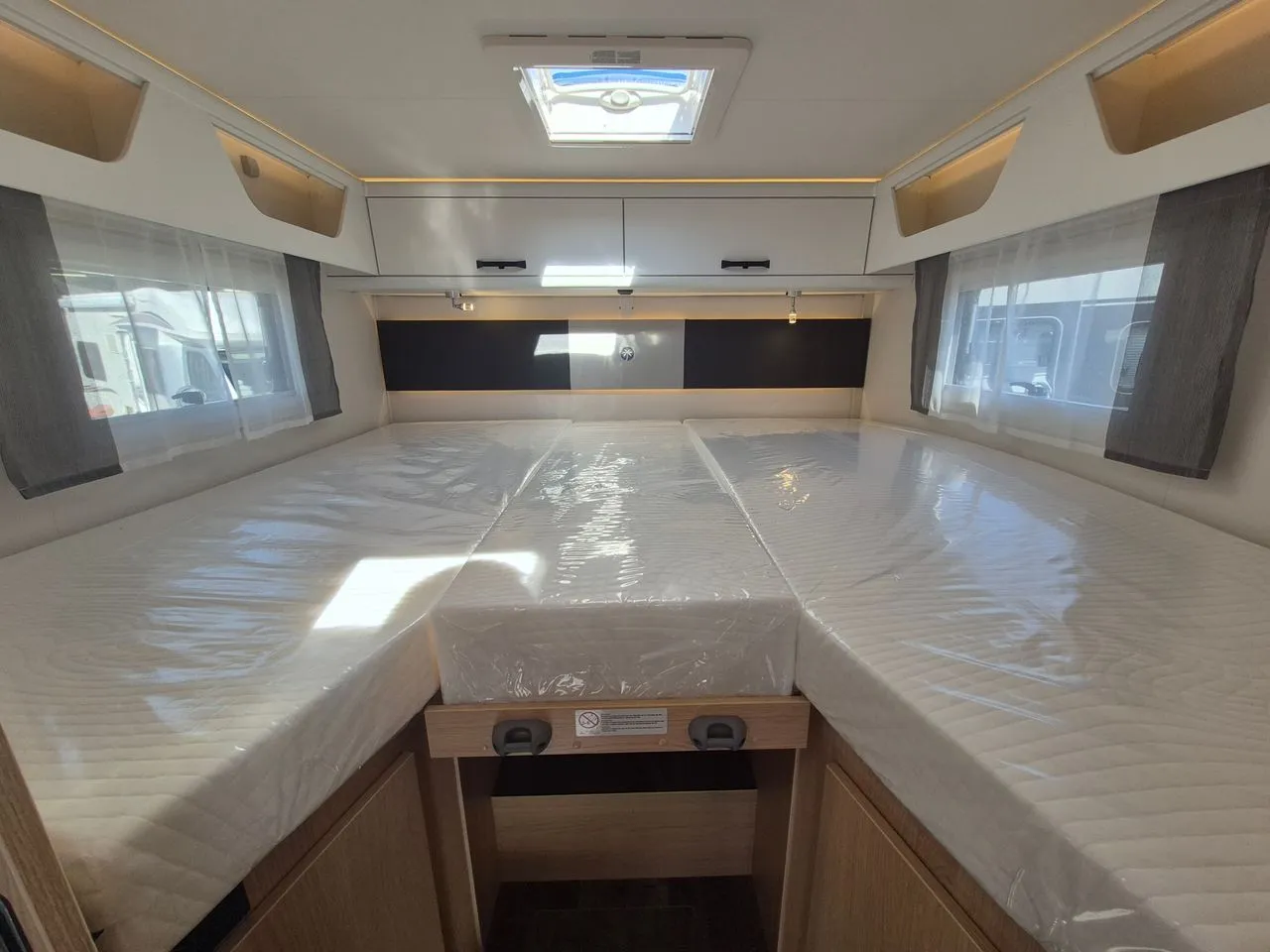 Camping-car - Sunlight - UNLTD T 7433 S - 2027