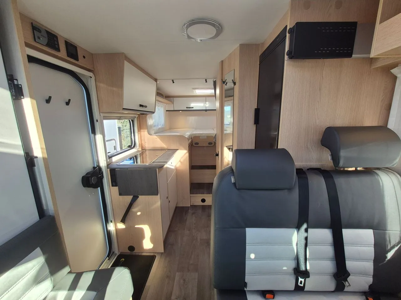 Camping-car - Sunlight - V 67 S Adventure - 2027