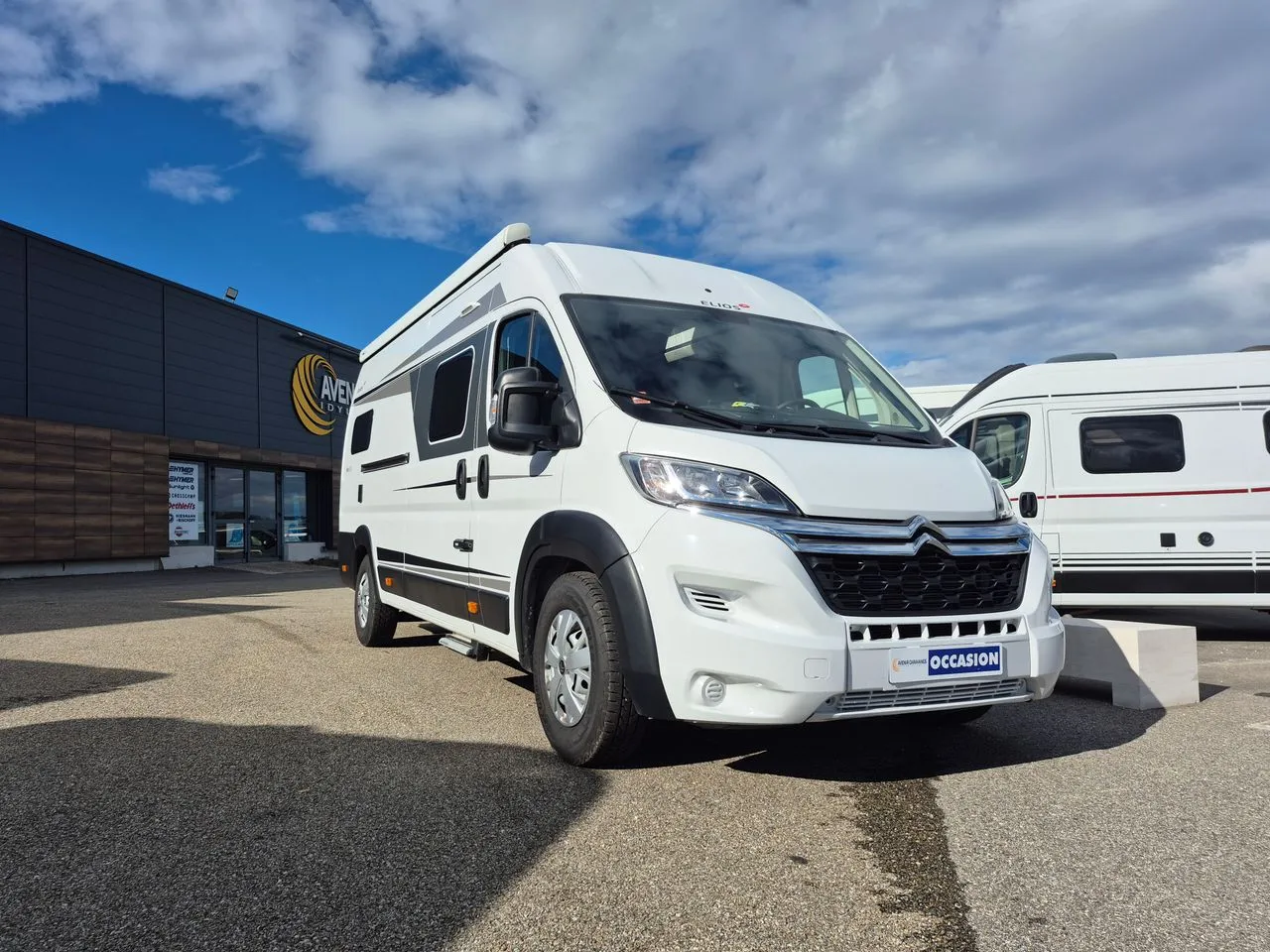 Van 63 GX