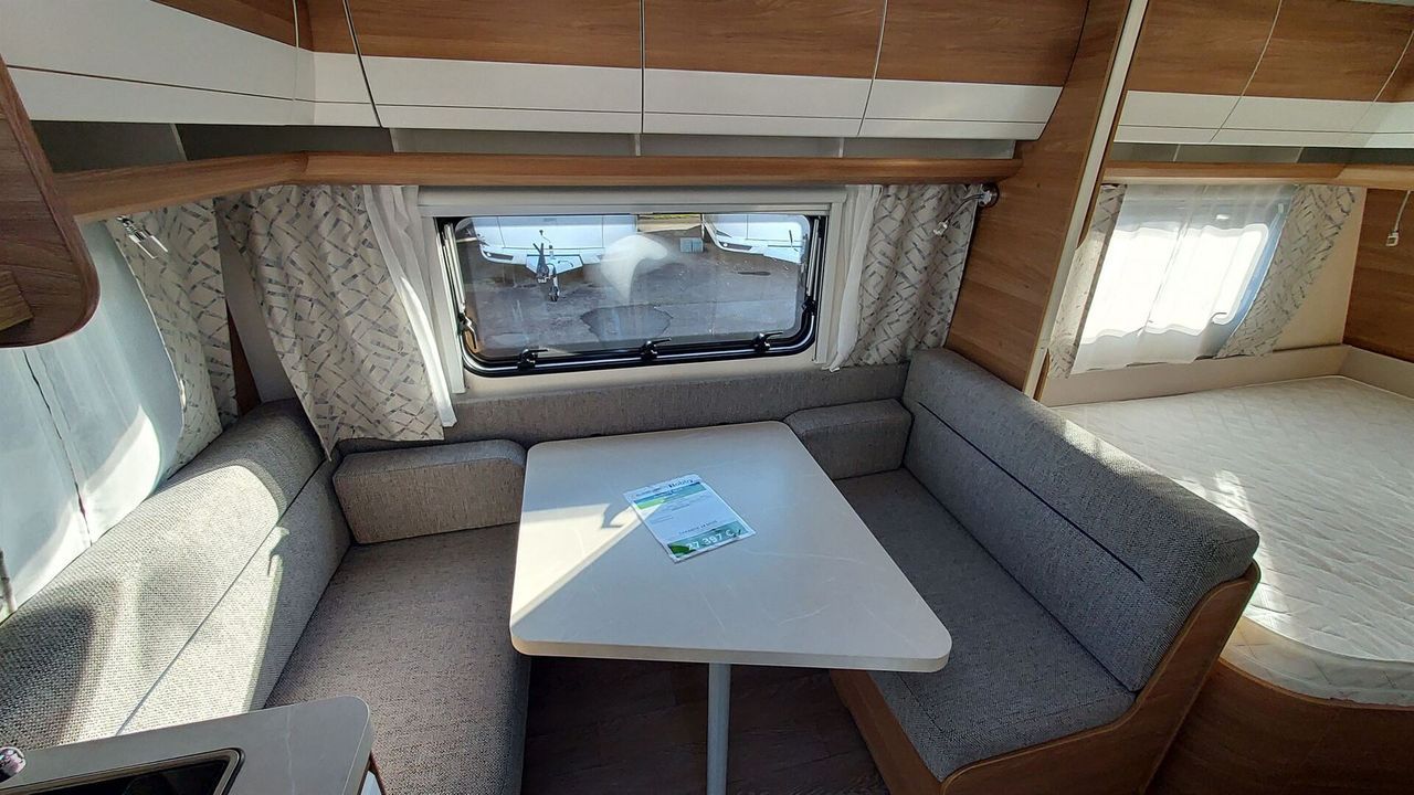 Caravane - Hobby - DE LUXE 400 SFE - 2023