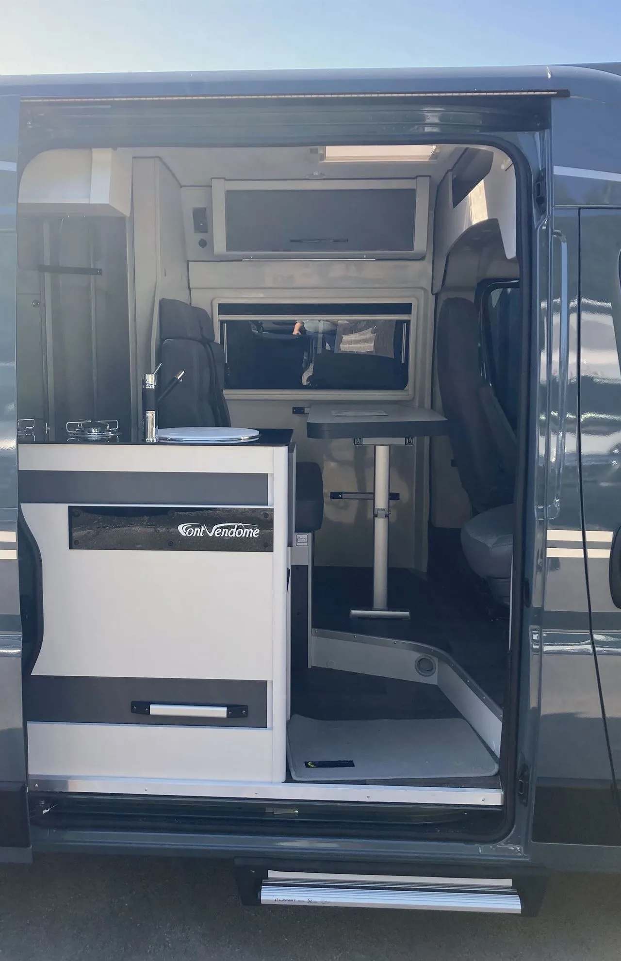 Fourgon aménagé - Font Vendôme - LEADER VAN DUO BOITE AUTO - 2023