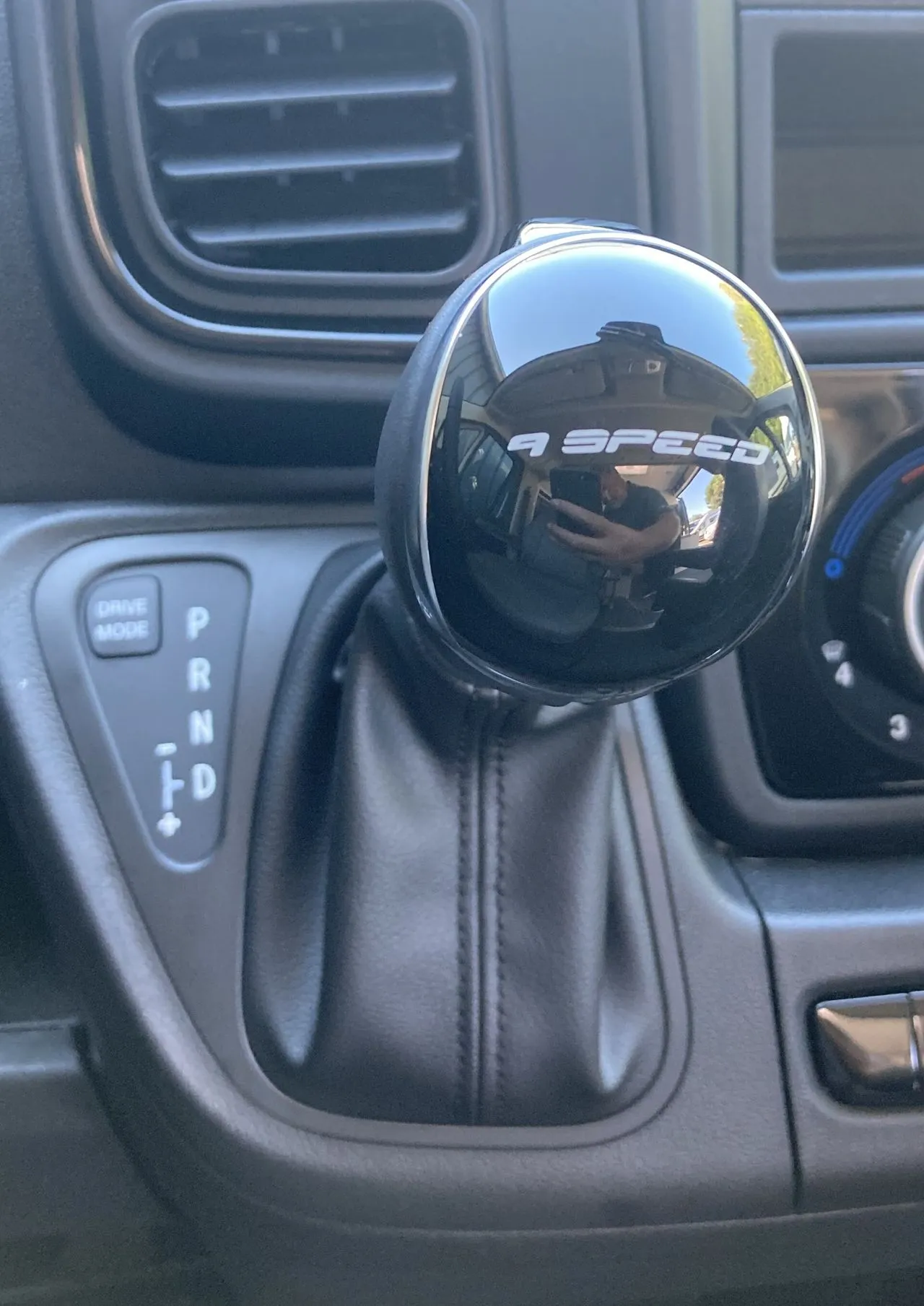 Fourgon aménagé - Font Vendôme - LEADER VAN DUO BOITE AUTO - 2023