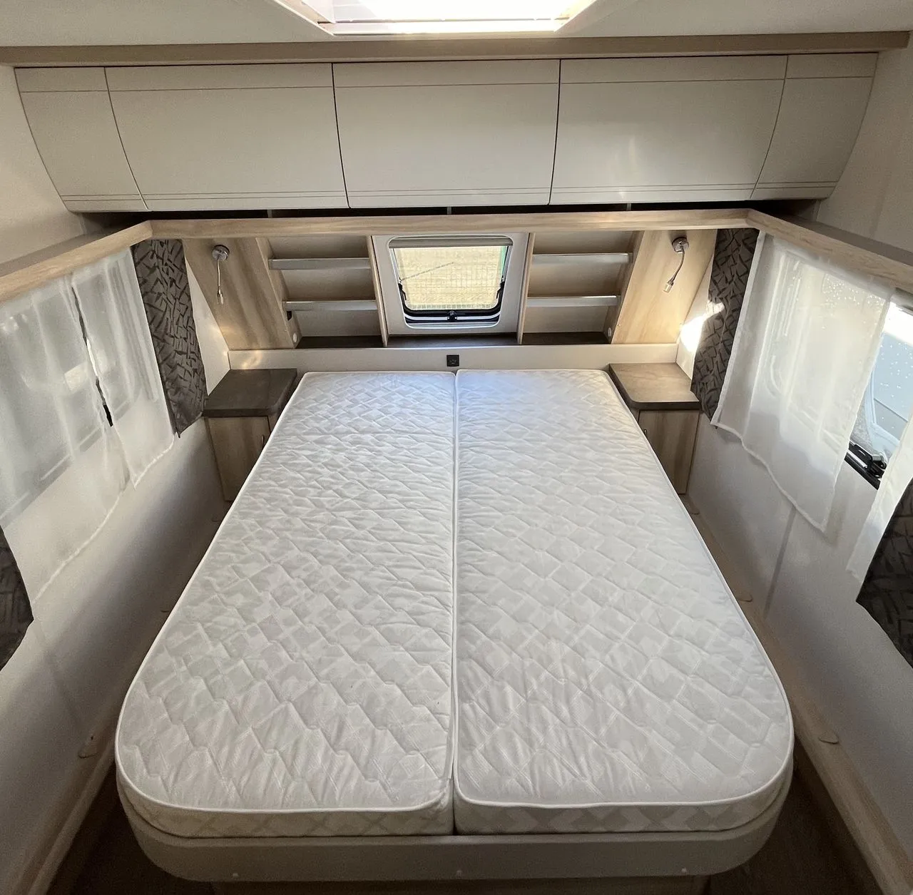 Caravane - Hobby - 460 SFf De Luxe - 2024