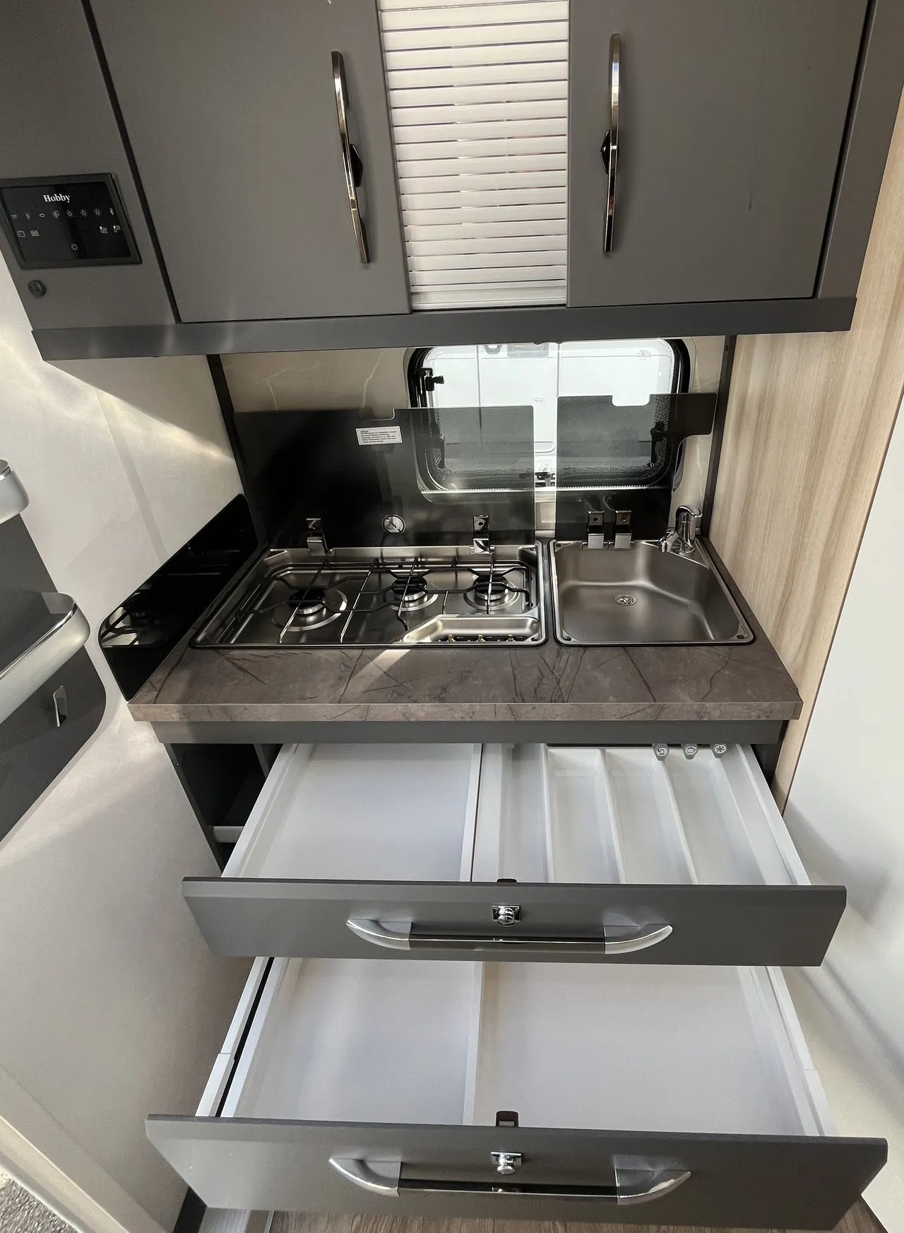 Caravane - Hobby - 460 SFf De Luxe - 2024