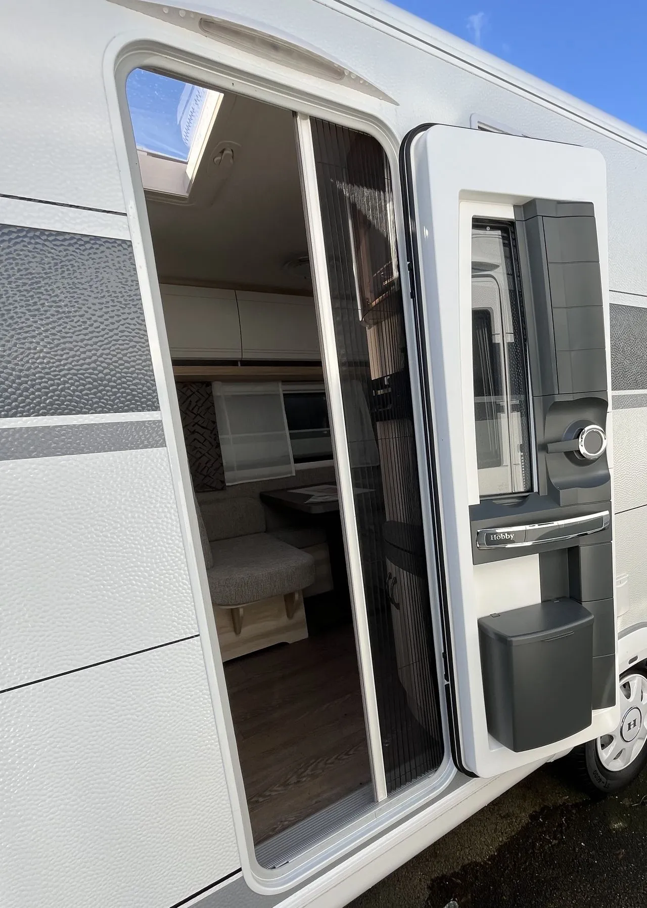 Caravane - Hobby - 460 SFf De Luxe - 2024