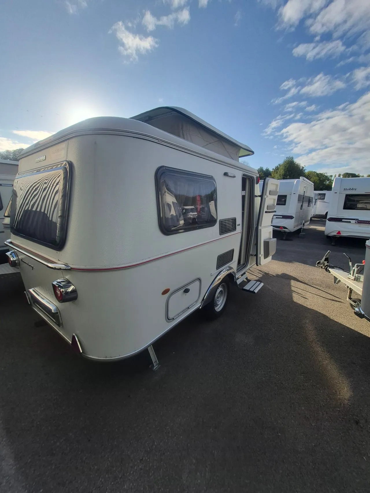 TOURING 320