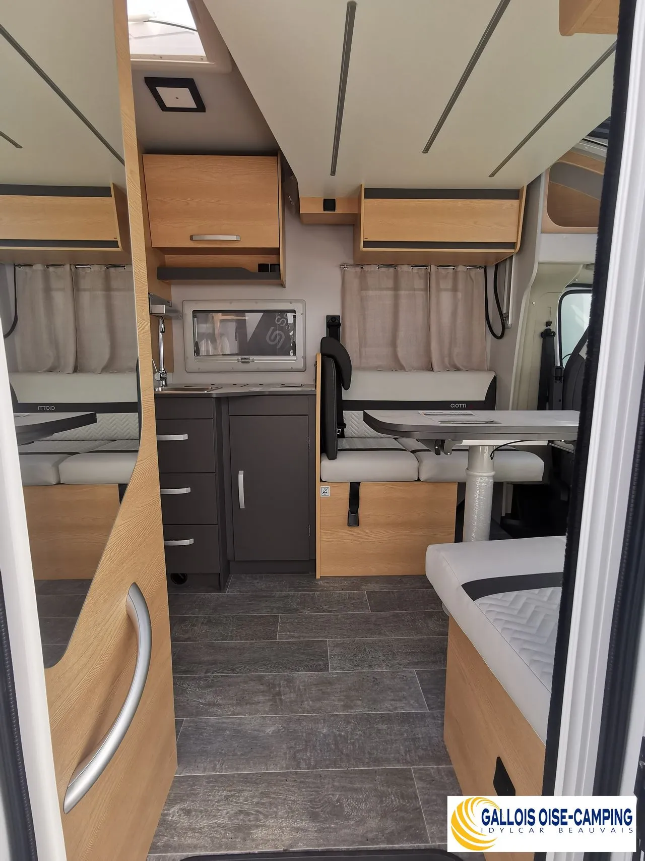 Camping-car - Giottiline - 397 SIENA - Lit central avec salon face/face - 2025