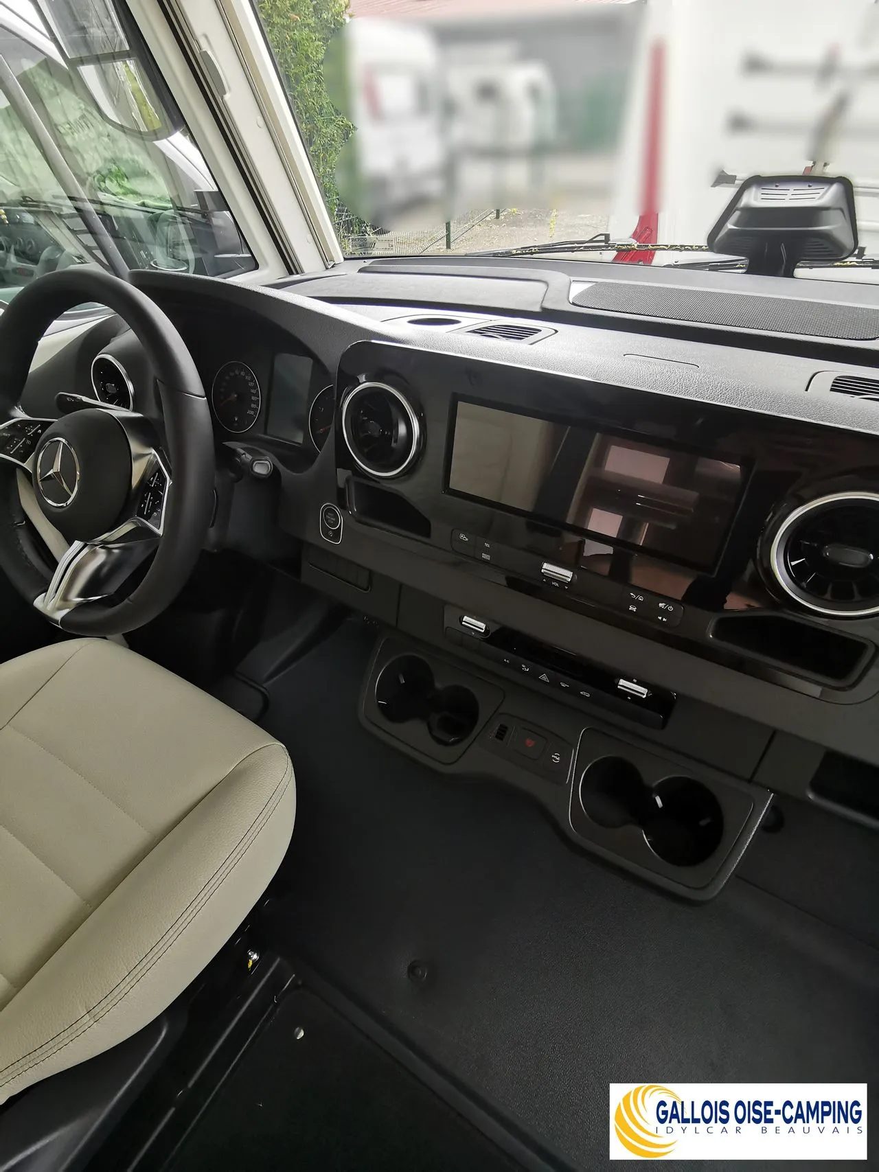 Camping-car - Rapido - i96M - l'intégral haut de gamme avec lit central - 2025