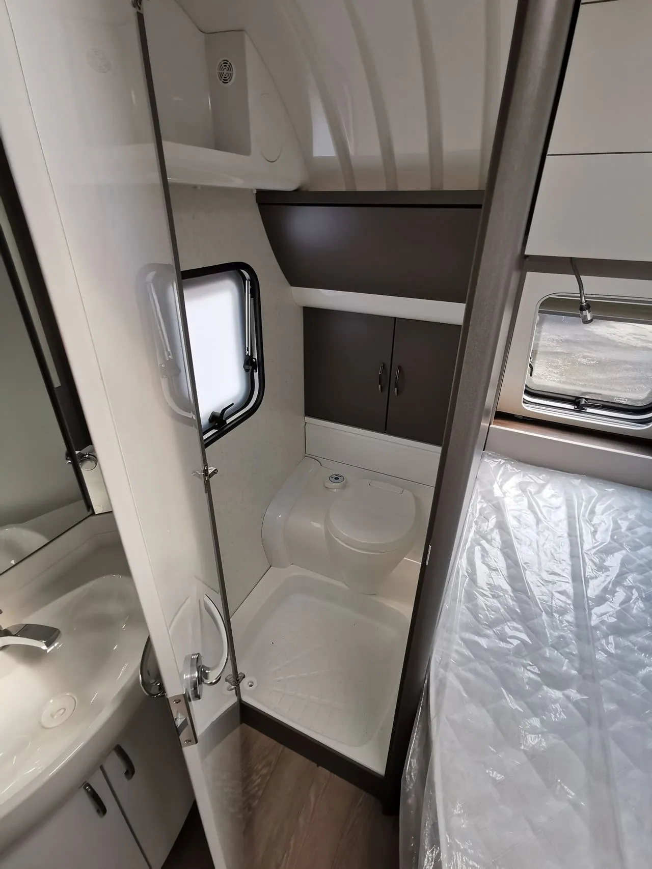Caravane - Hobby - 460 UFE exellent edition - 2023