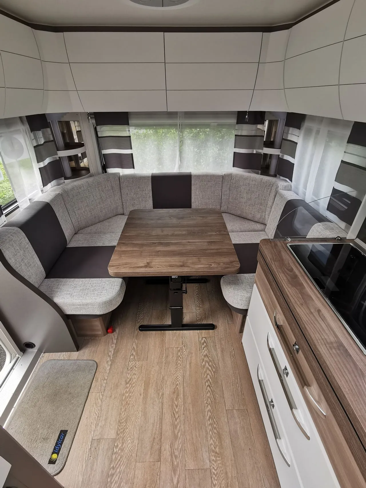 Caravane - Hobby - 460 UFE exellent edition - 2023