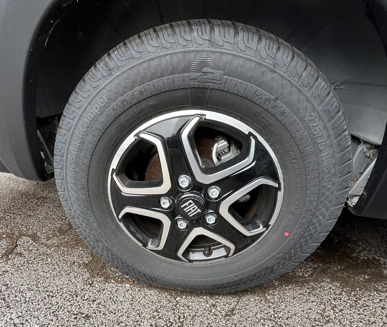Fourgon aménagé - Challenger - V 210 SPORT EDITION - Le fourgon avec soute garage - 2025