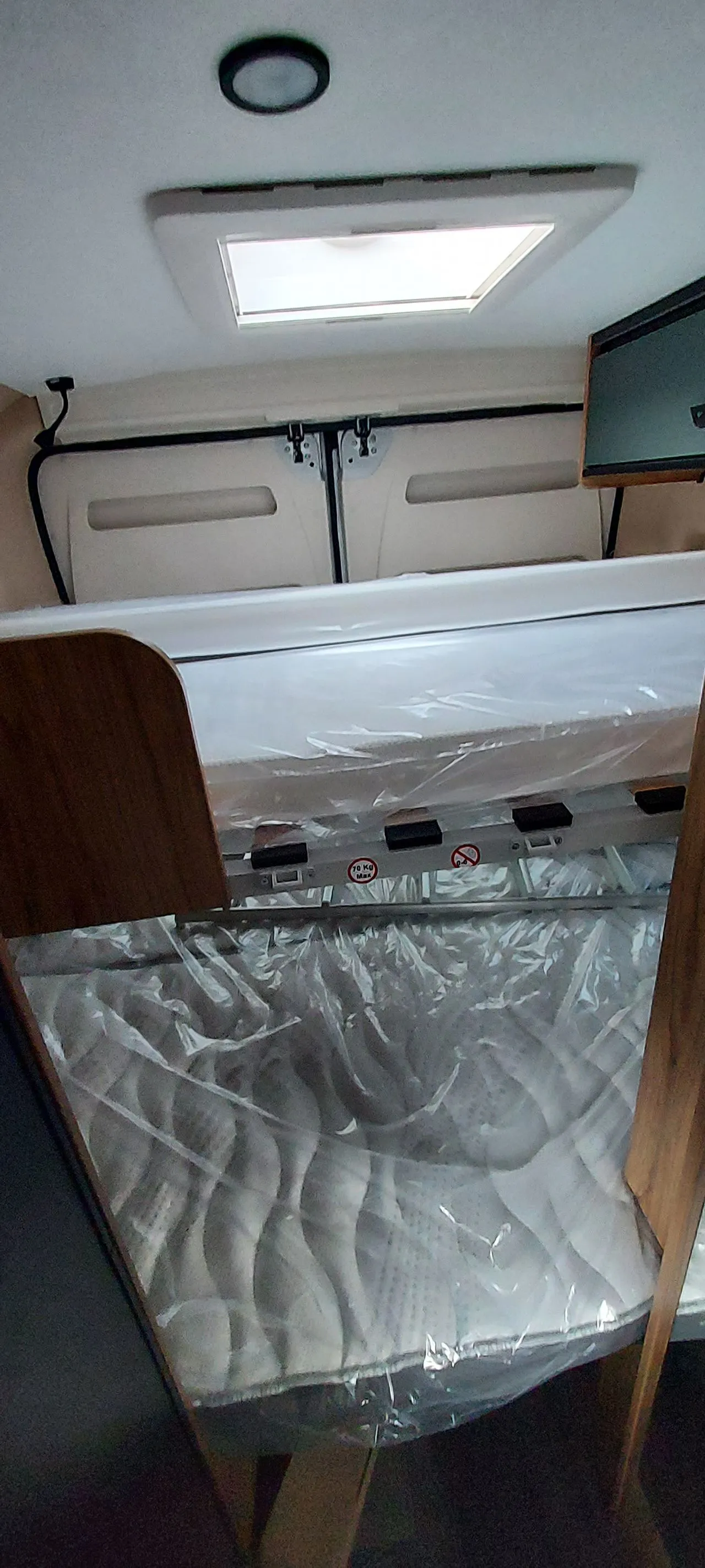 Fourgon aménagé - Font Vendôme - LEADERCAMP DUO SERIE S - 2026