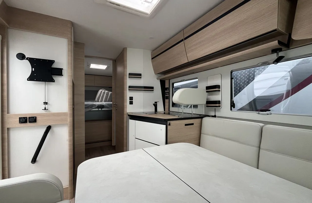 Camping-car - Rapido - 896 F - 2026