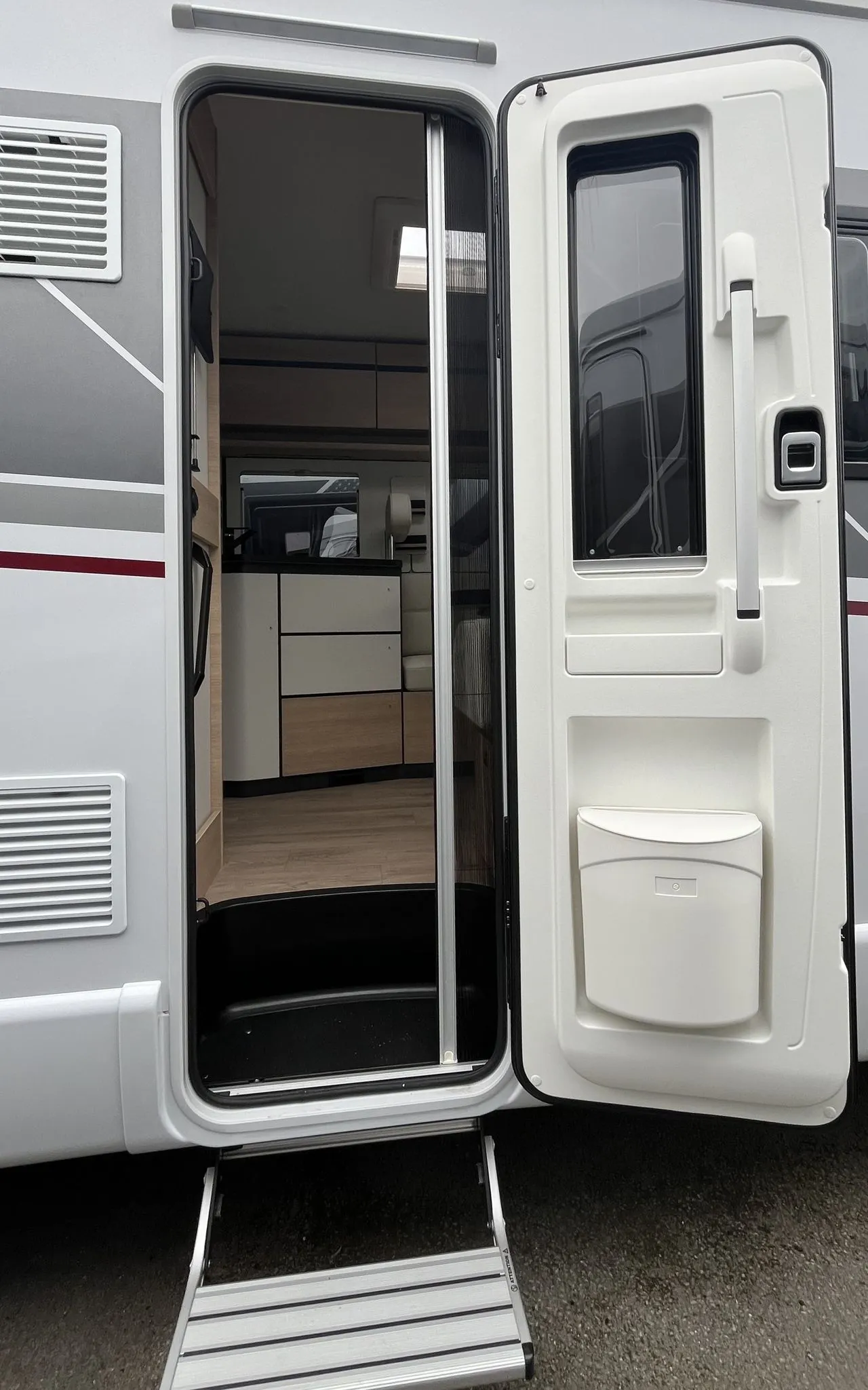 Camping-car - Rapido - 896 F - 2026