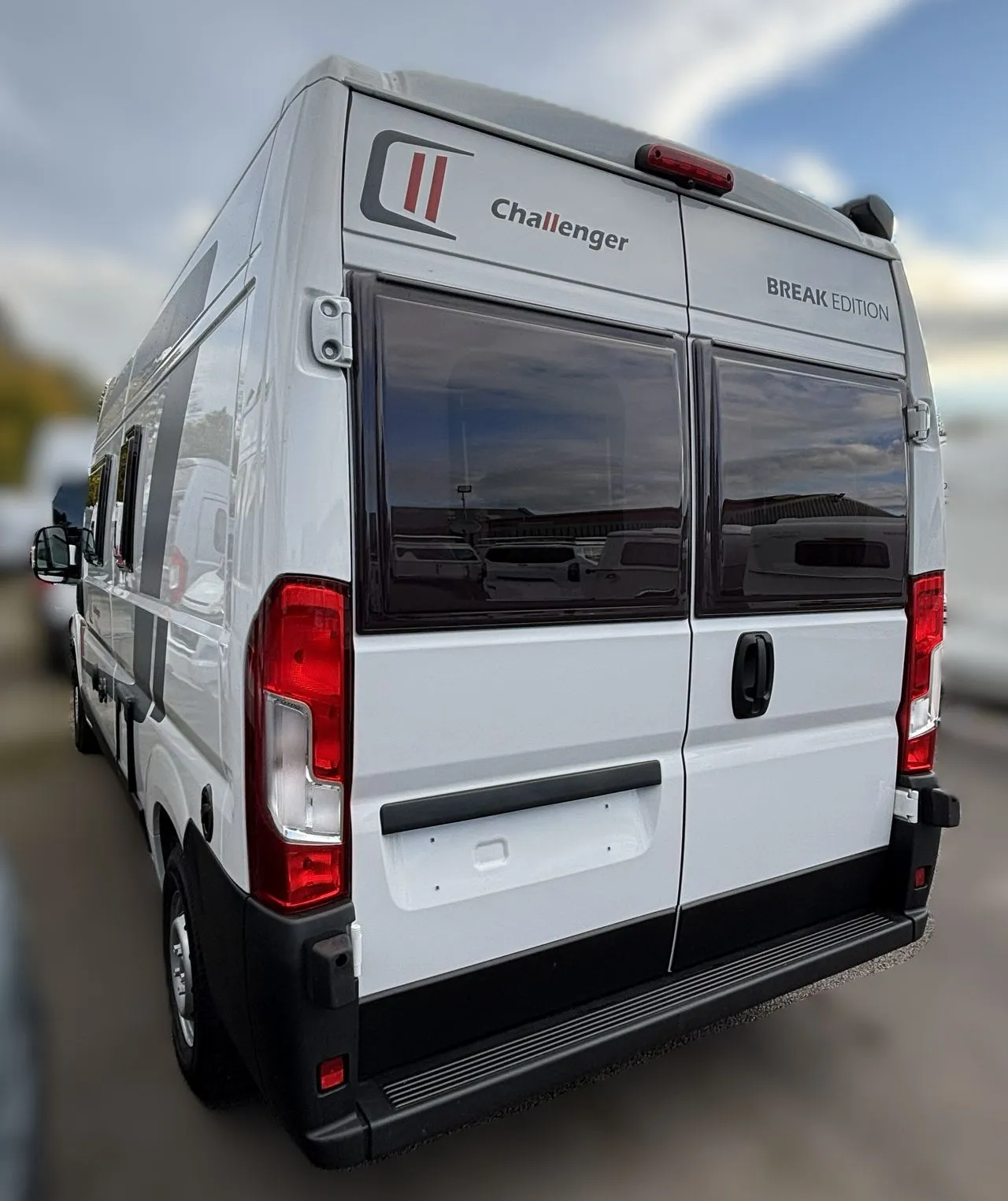 Fourgon aménagé - Challenger - V 114 MAX BREAK EDITION LIGHT - 2026