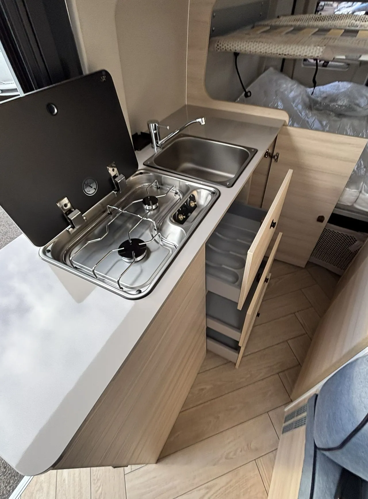 Fourgon aménagé - Challenger - V 114 MAX BREAK EDITION LIGHT - 2026