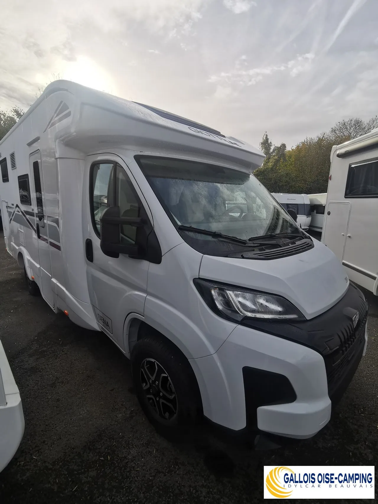 SIENA 385 PREMIERE EDITION