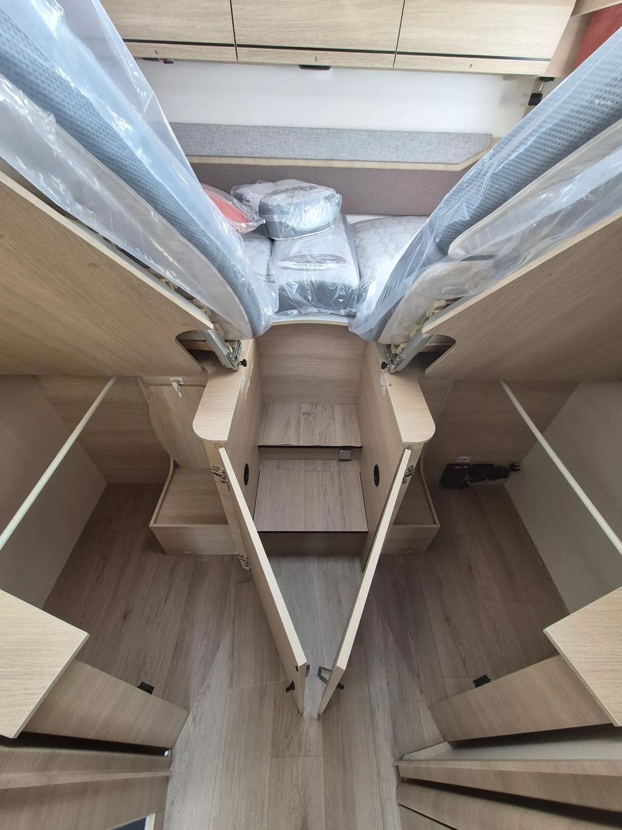 Camping-car - Rapido - 666 F 65 ANS - 2026