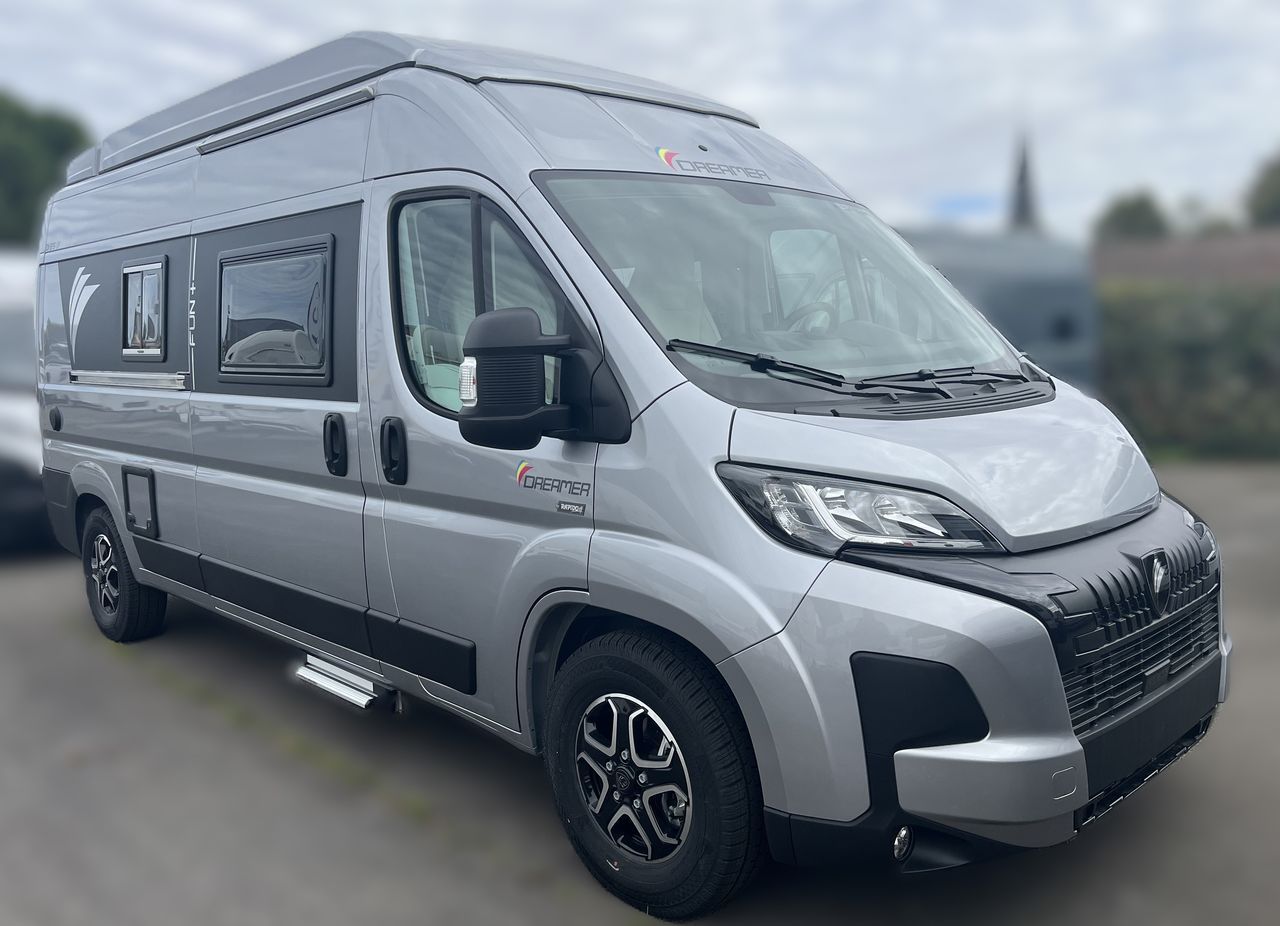 Camping-car DREAMER D55 UP - 4 couchages + douche & WC séparés