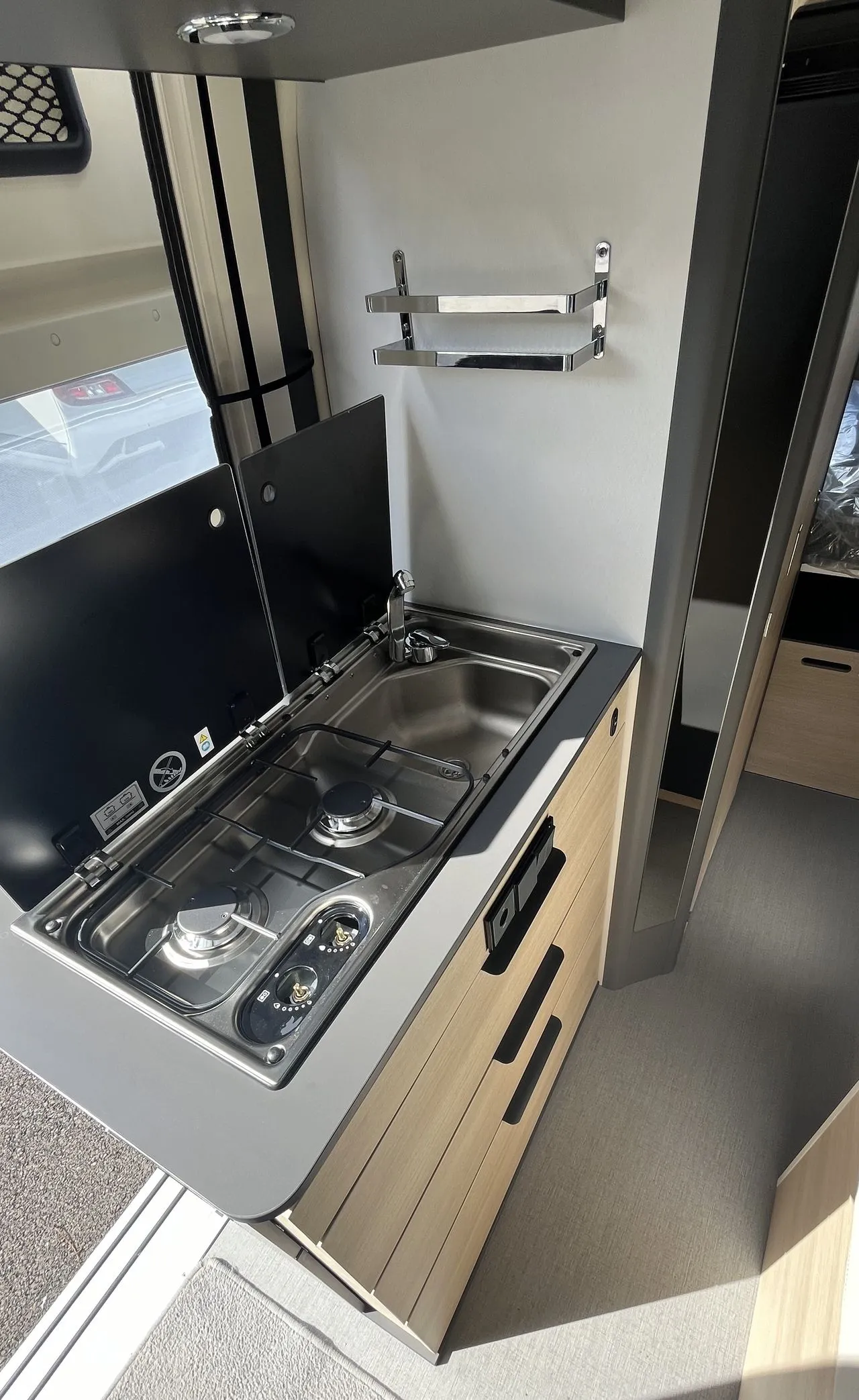 Fourgon aménagé - Dreamer - D55 UP - 4 couchages + douche & WC séparés - 2026