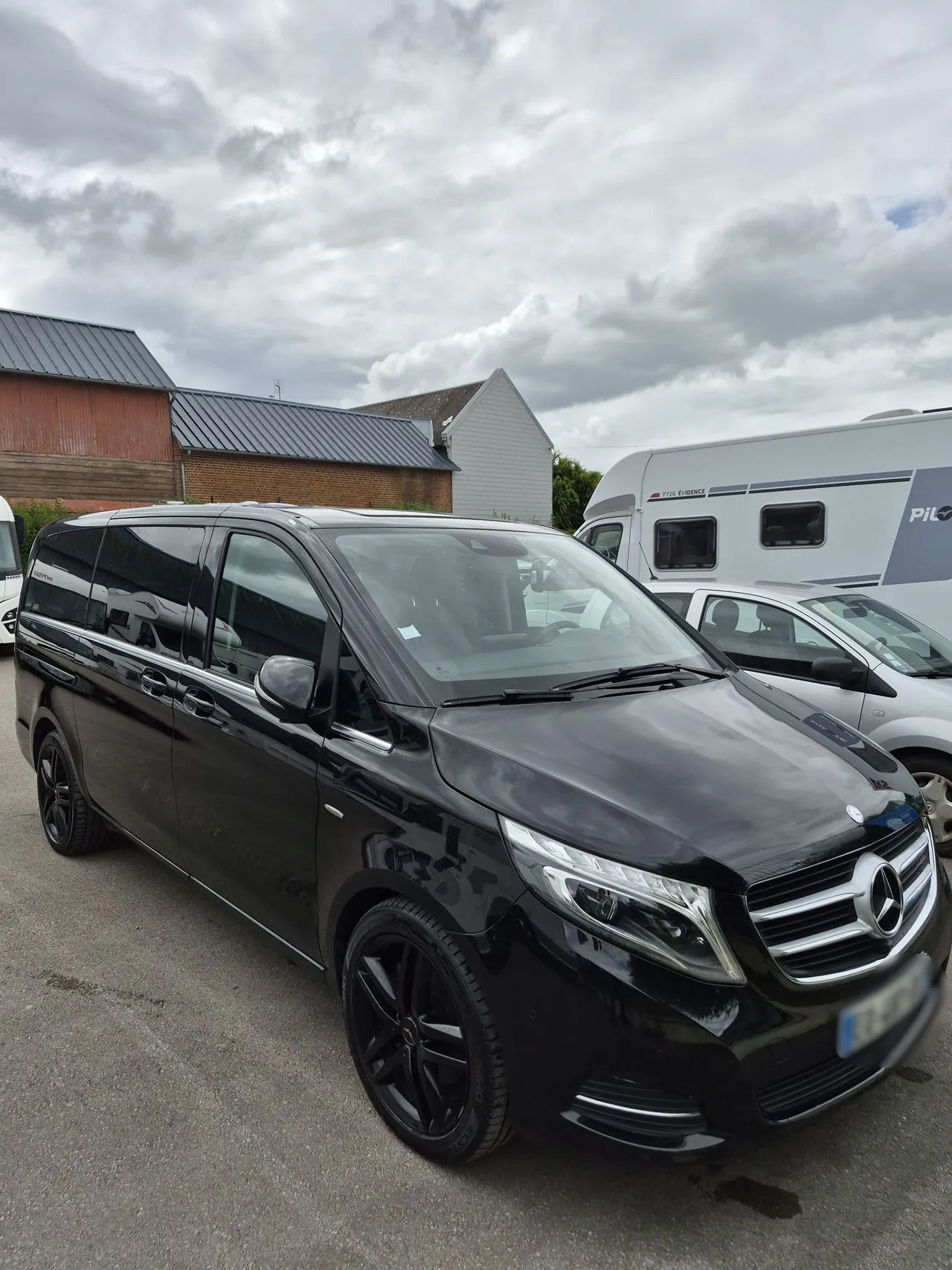 Van aménagé occasion Mercedes — Van aménagé