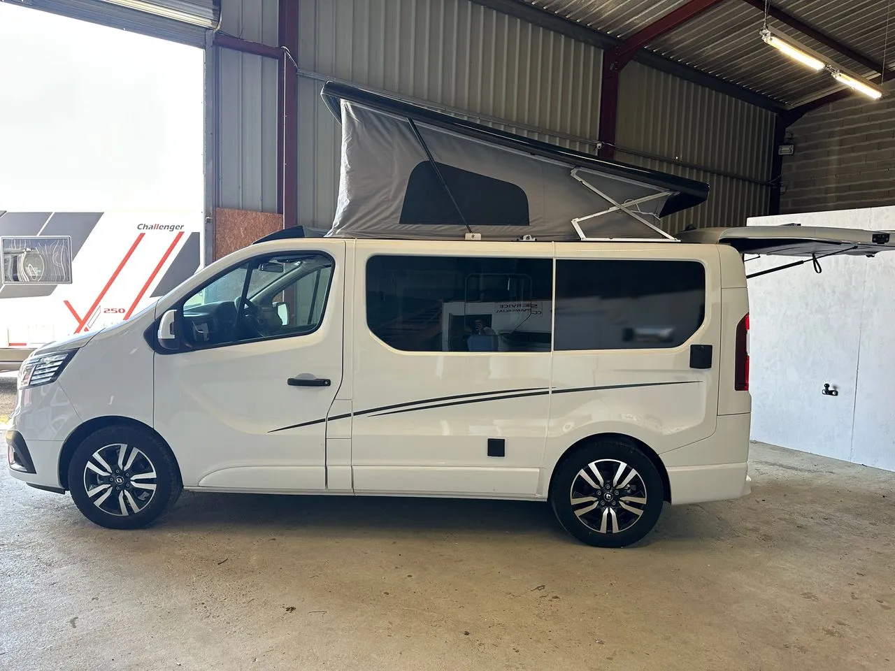 AUTO CAMP