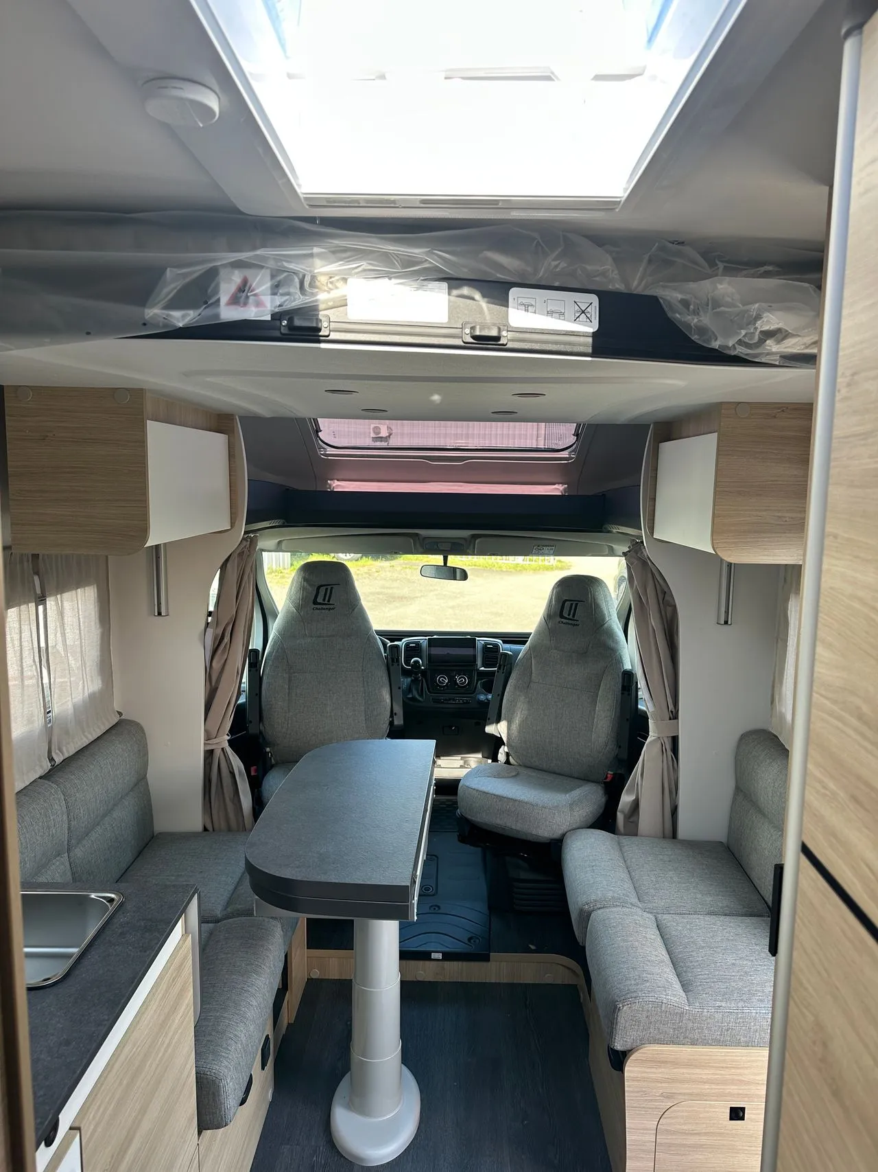 Camping-car - Challenger - 318 anniversary - 2025