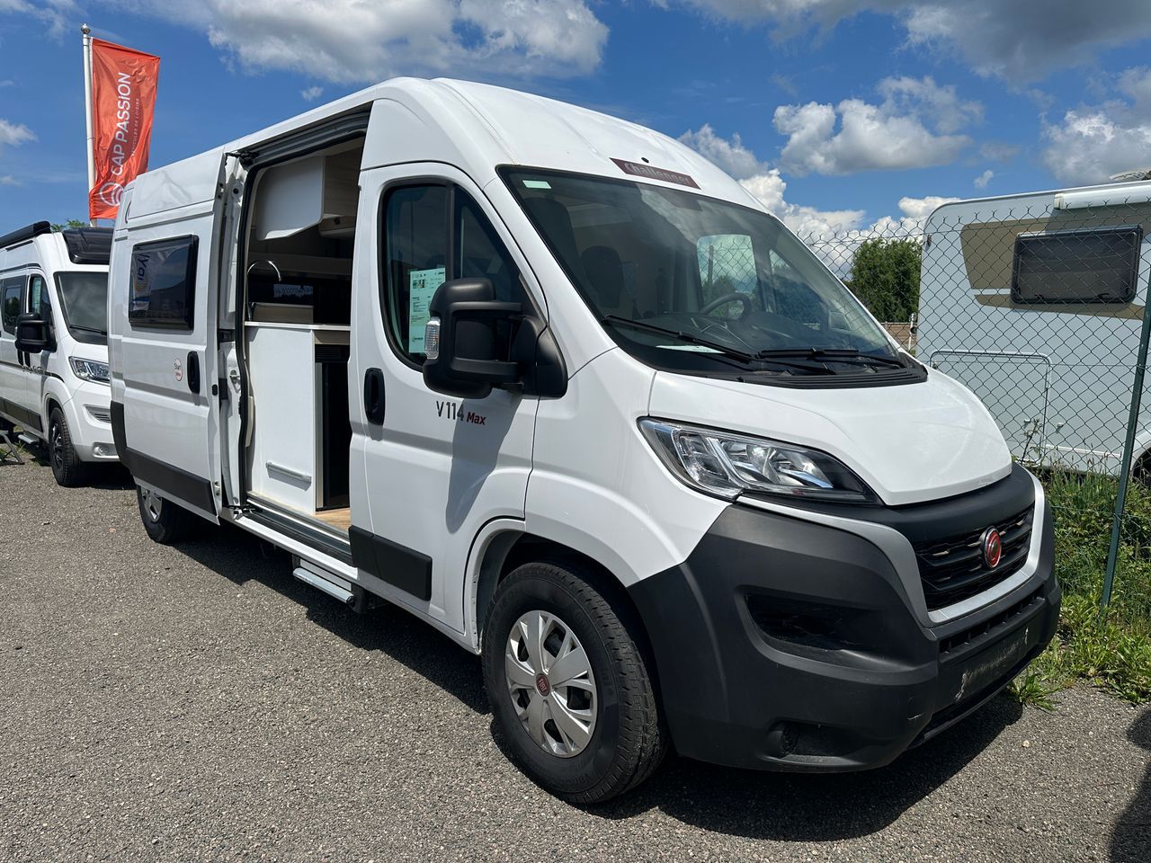Camping-car CHALLENGER V 114 M