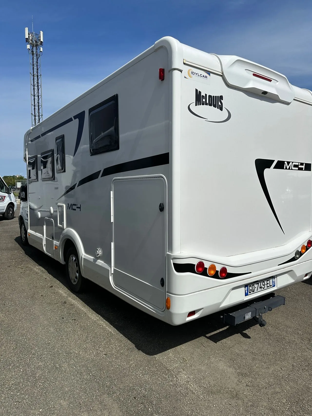 MC4 281