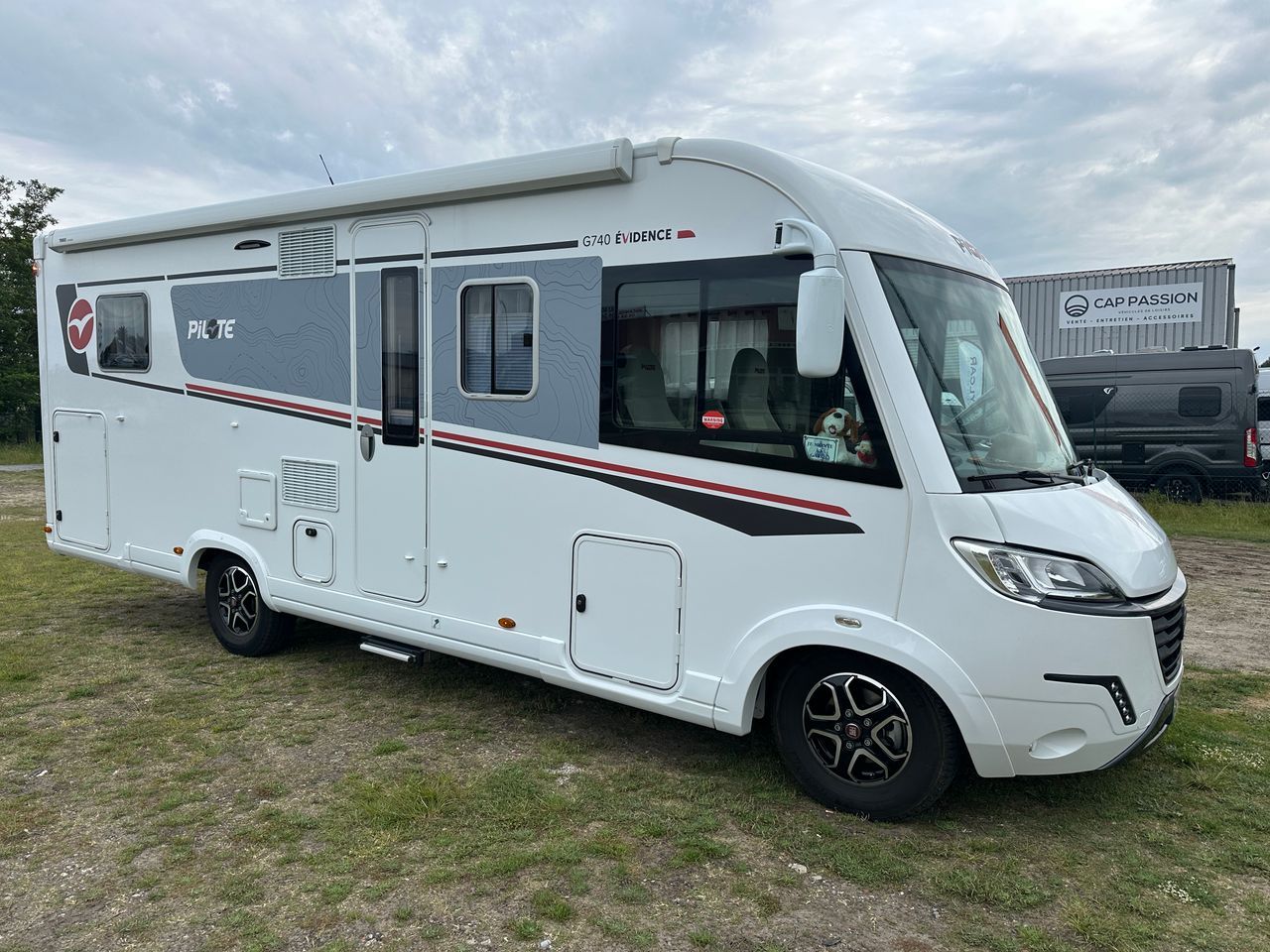 Camping-car PILOTE G 740