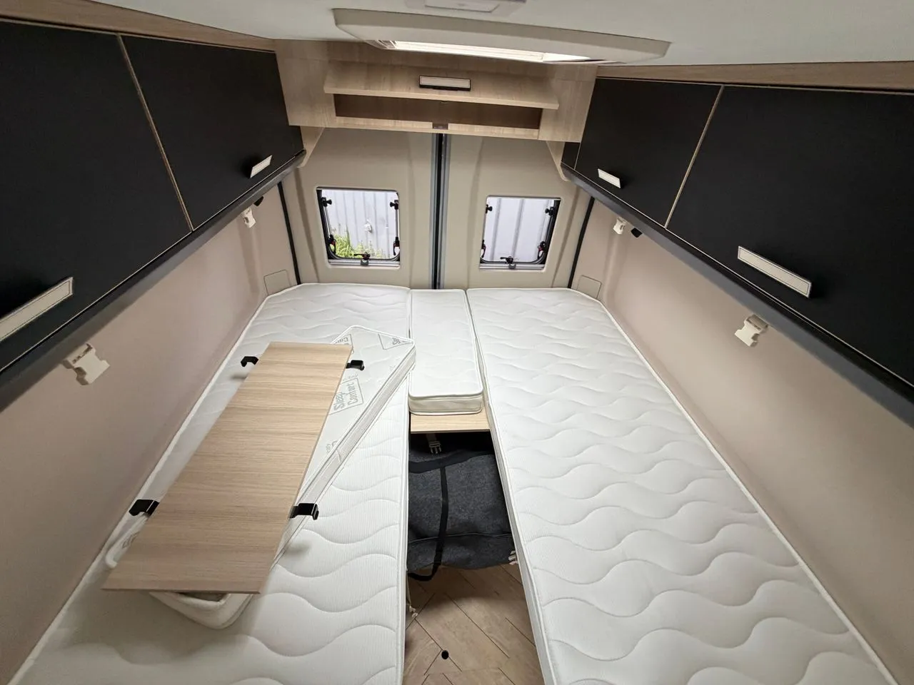 Fourgon aménagé - Challenger - V217 - 2026