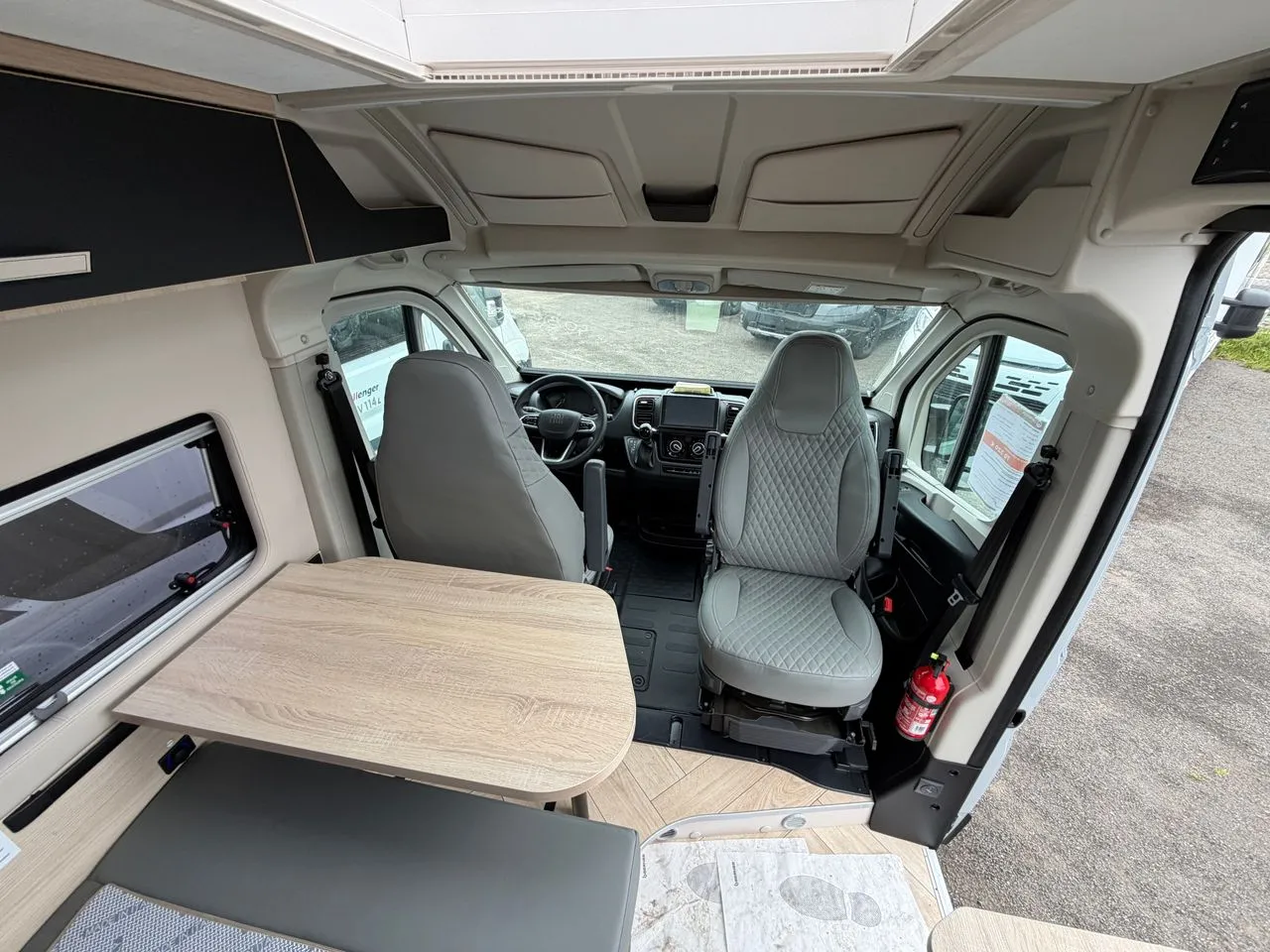 Fourgon aménagé - Challenger - V217 - 2026