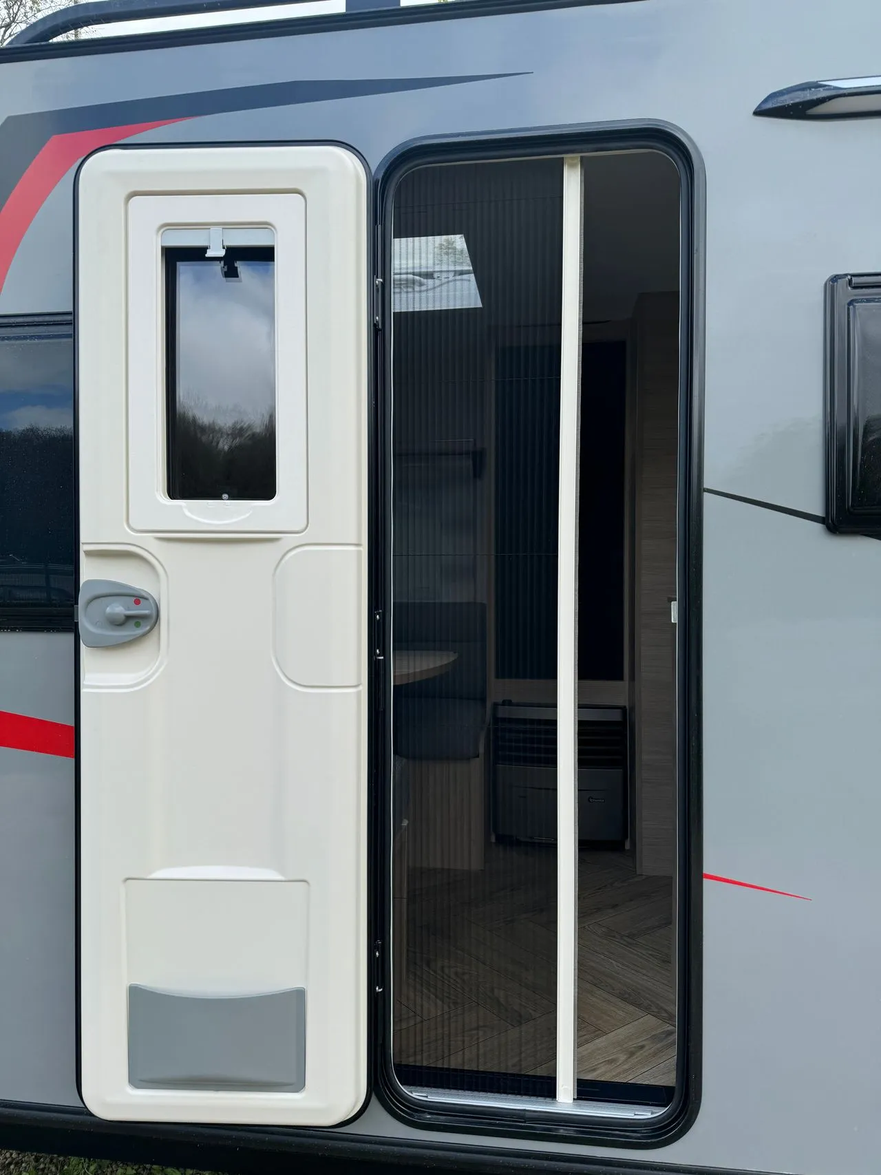 Caravane - Sterckeman - 492 LJ SPORT LINE - 2024