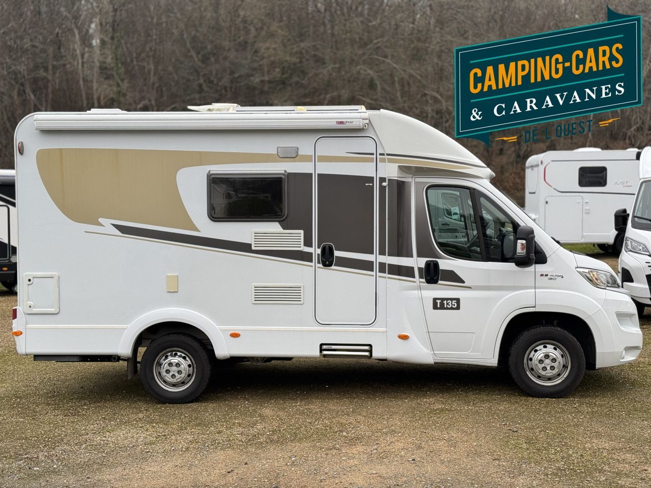 Camping-car CARADO T 135