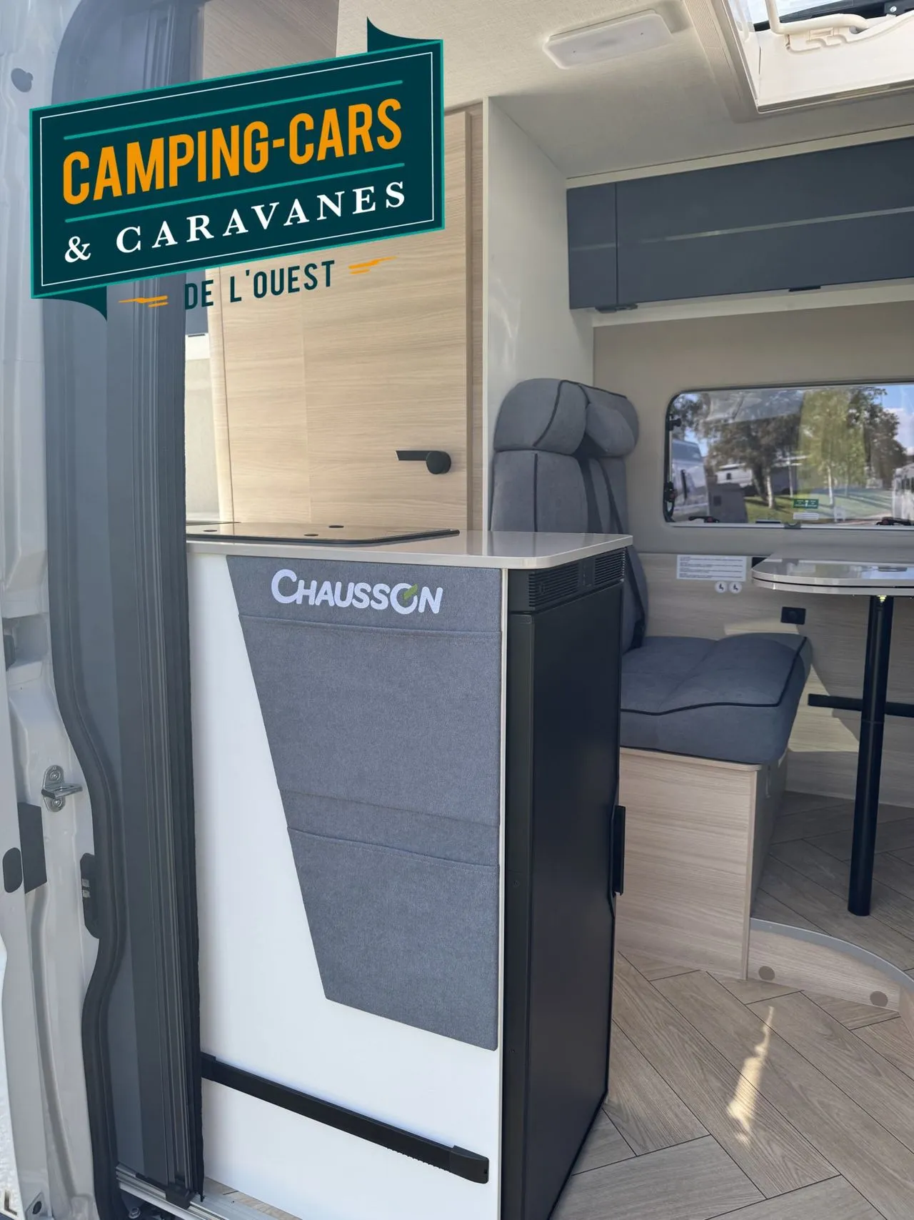 Fourgon aménagé - Chausson - V594 FIRST LINE LIGHT - 2026