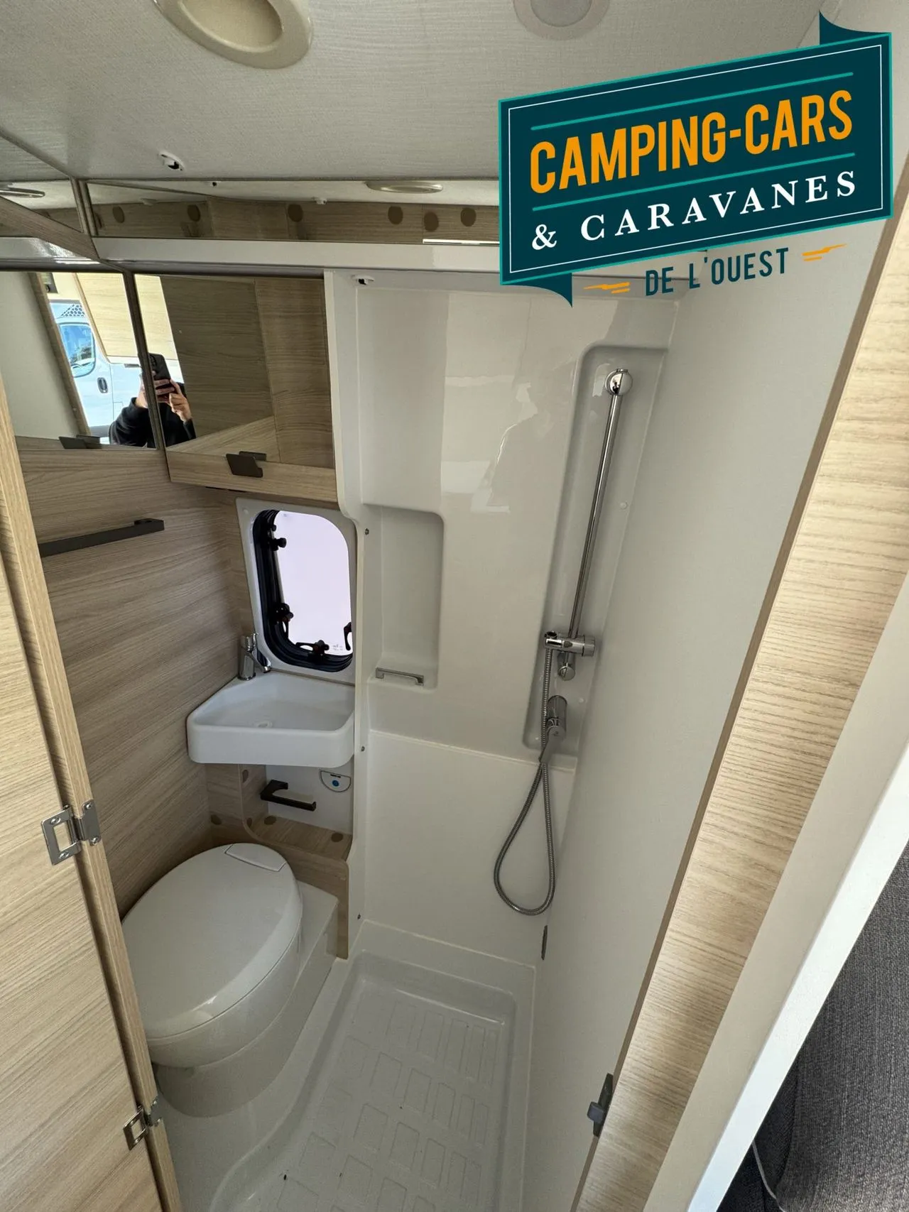 Fourgon aménagé - Chausson - V594 FIRST LINE - 2025