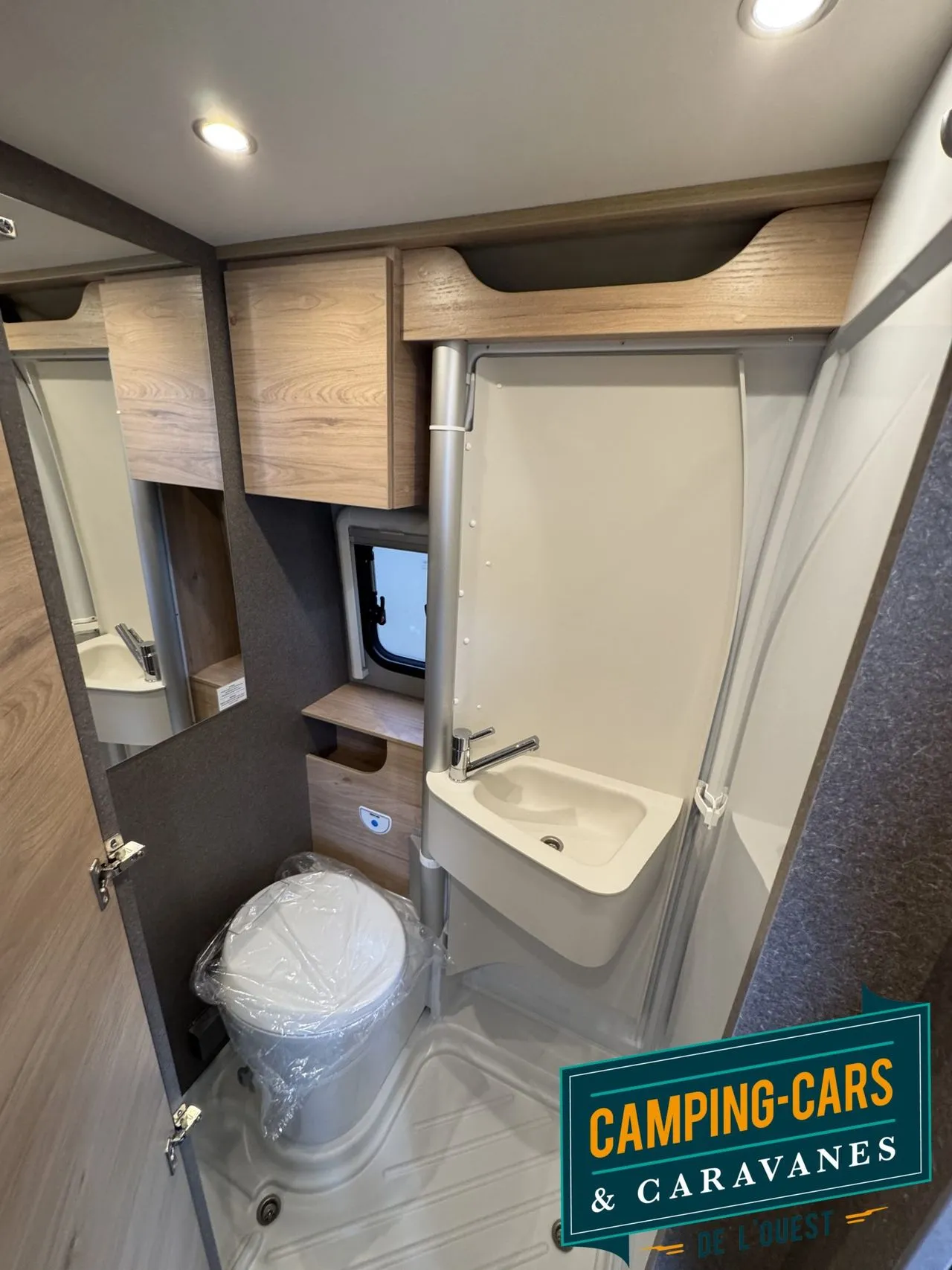 Fourgon aménagé - Dethleffs - GLOBETRAIL ACTIVE 600 DS POP-UP - 2026